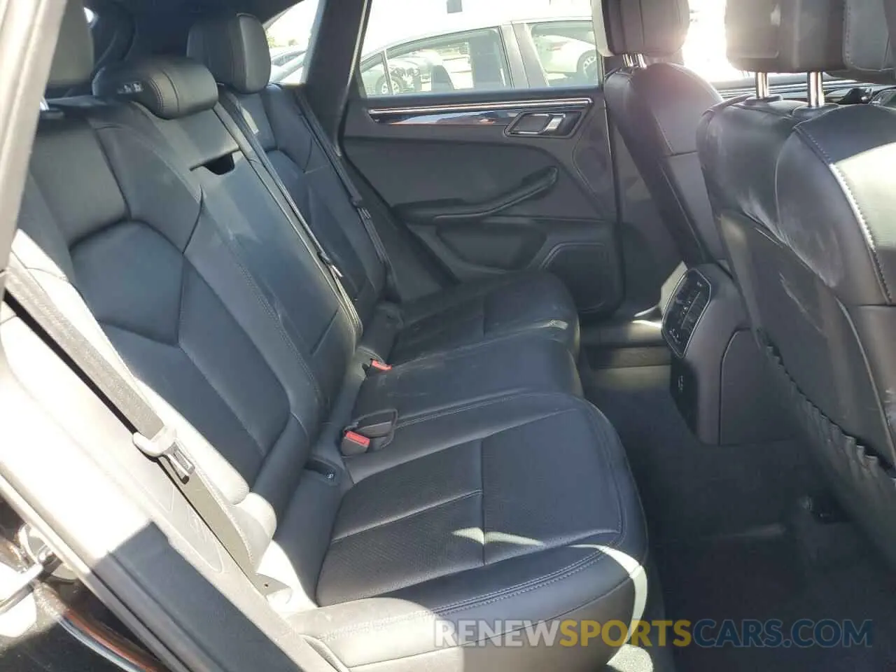 11 Photograph of a damaged car WP1AA2A56RLB13940 PORSCHE MACAN BASE 2024