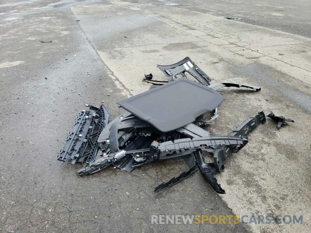 13 Photograph of a damaged car WP1AA2A56RLB18975 PORSCHE MACAN BASE 2024