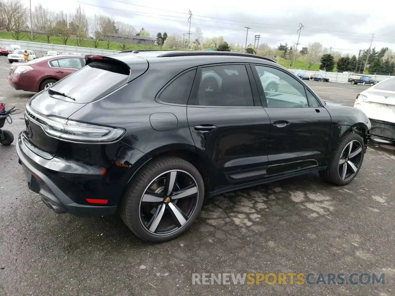 3 Photograph of a damaged car WP1AA2A56RLB18975 PORSCHE MACAN BASE 2024
