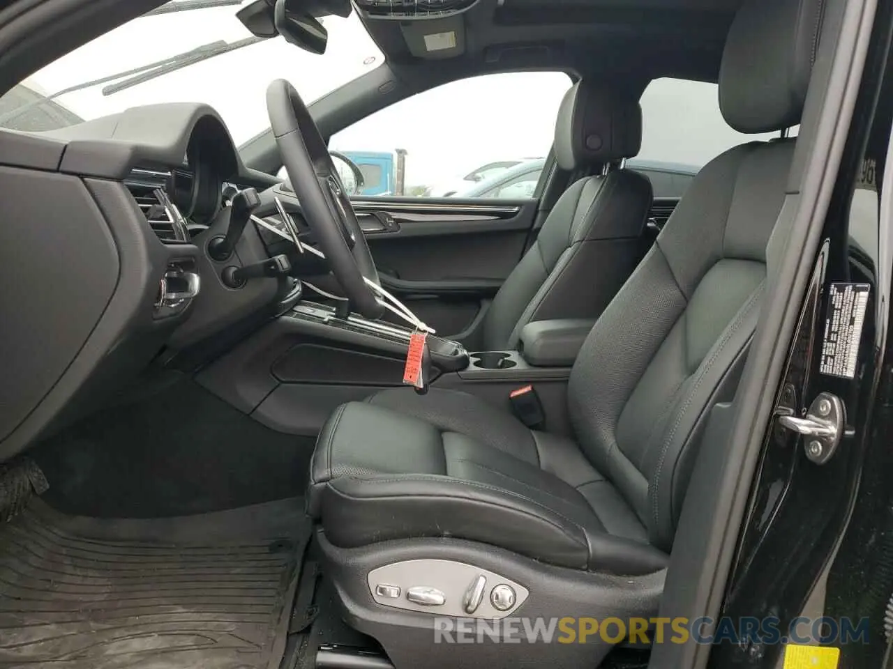 7 Photograph of a damaged car WP1AA2A56SLB02703 PORSCHE MACAN BASE 2025
