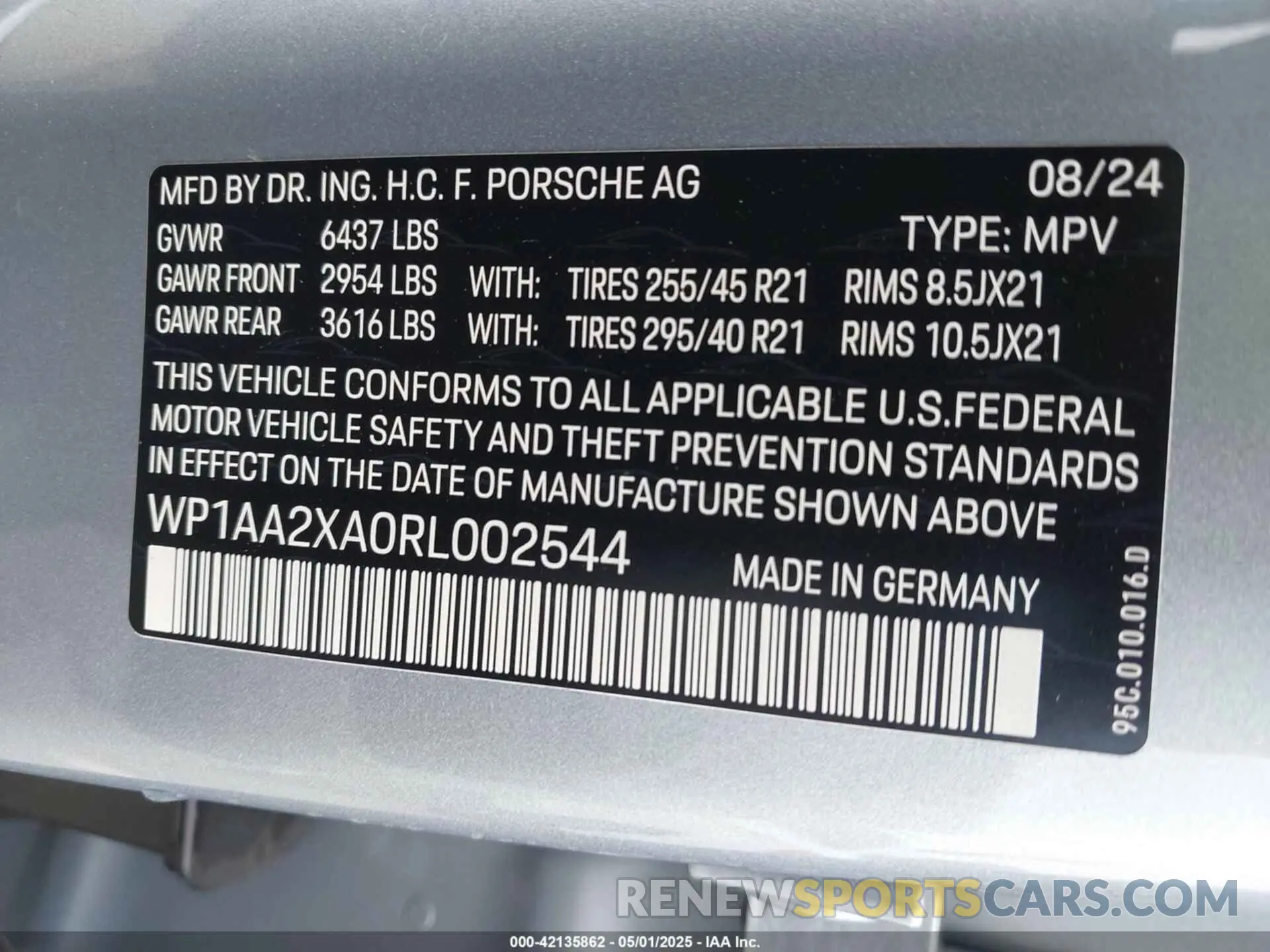 9 Photograph of a damaged car WP1AA2XA0RL002544 PORSCHE MACAN ELECTRIC 2024