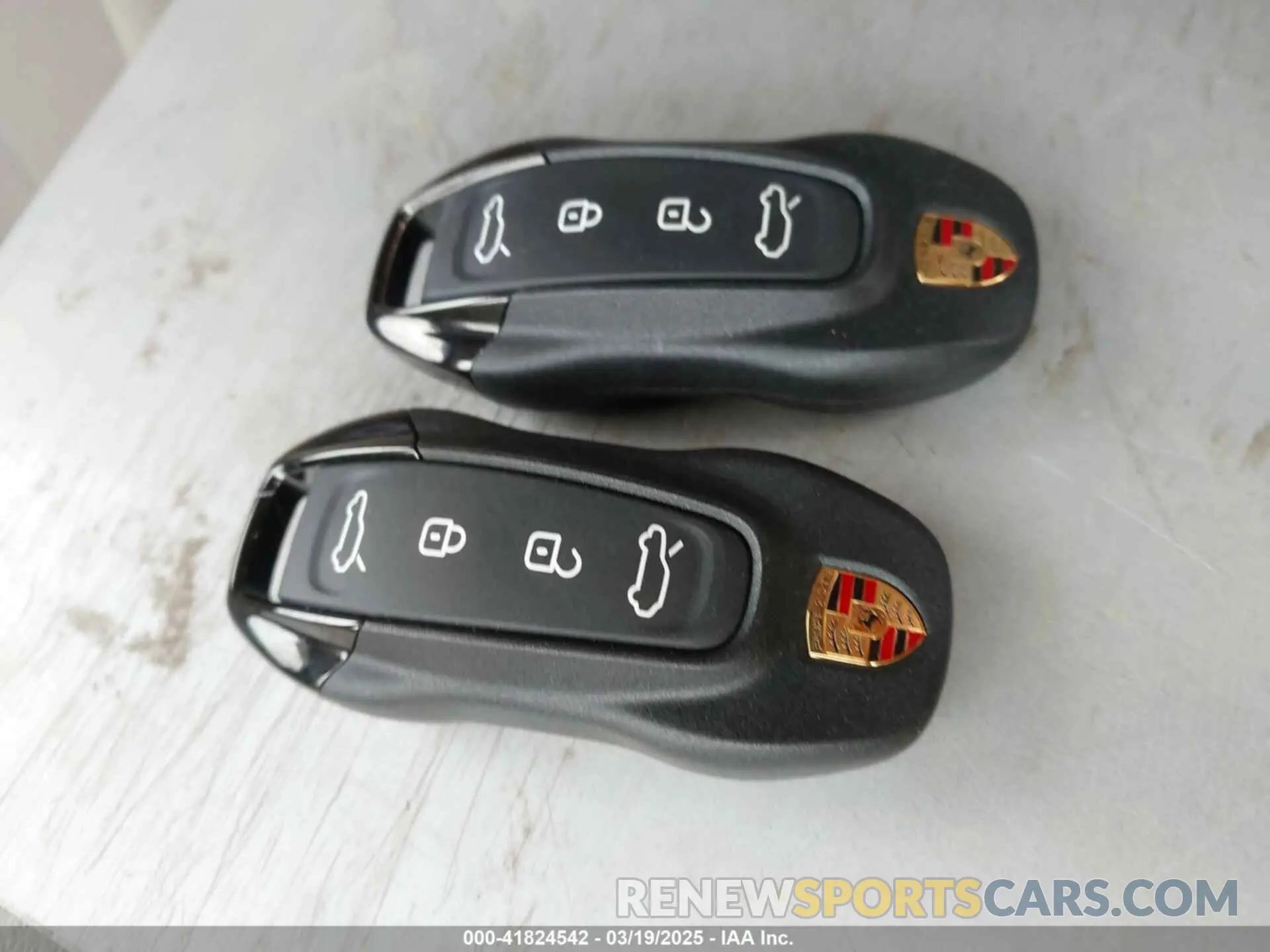 11 Photograph of a damaged car WP1AA2XAXRL000512 PORSCHE MACAN ELECTRIC 2024
