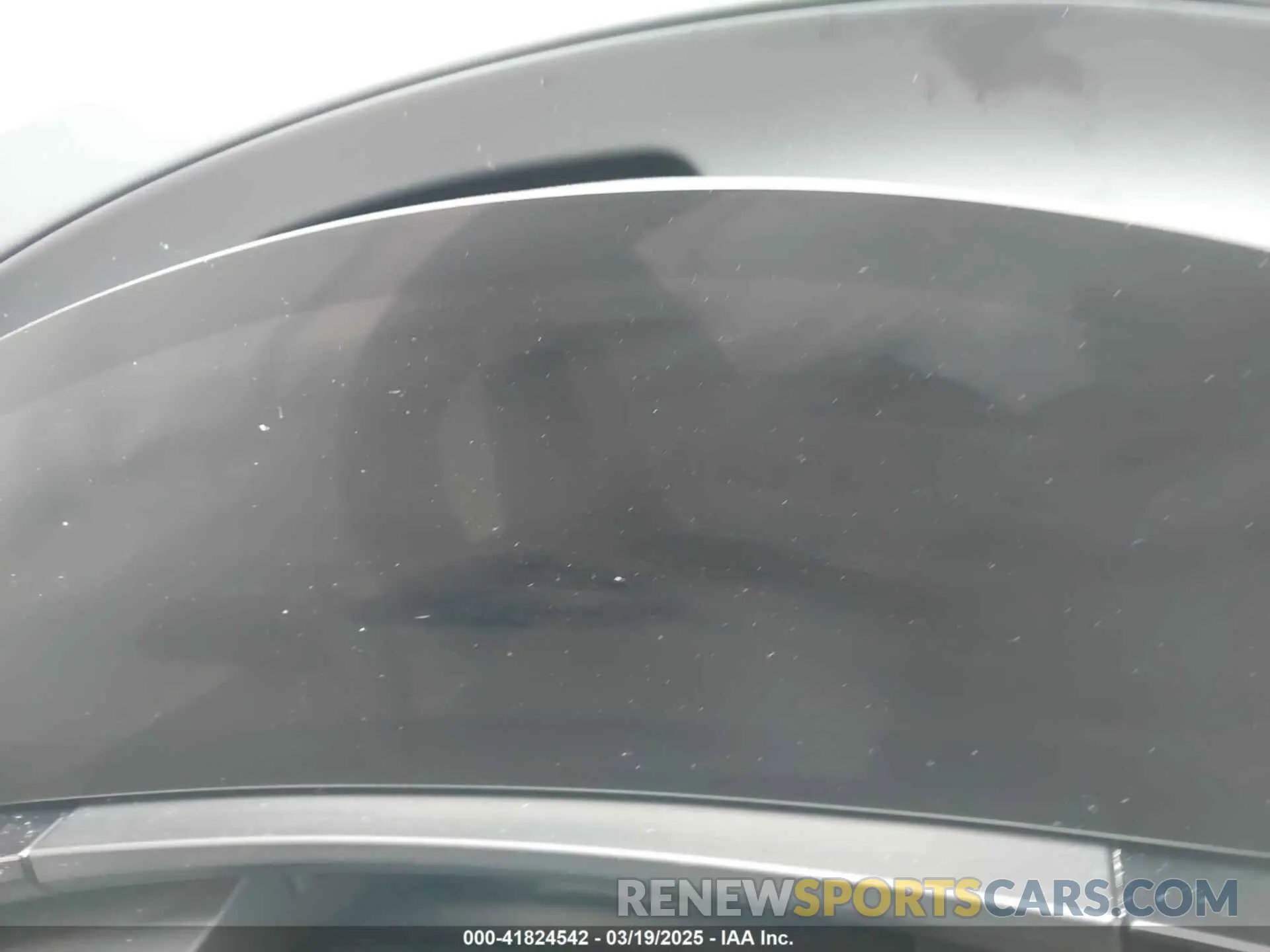 15 Photograph of a damaged car WP1AA2XAXRL000512 PORSCHE MACAN ELECTRIC 2024