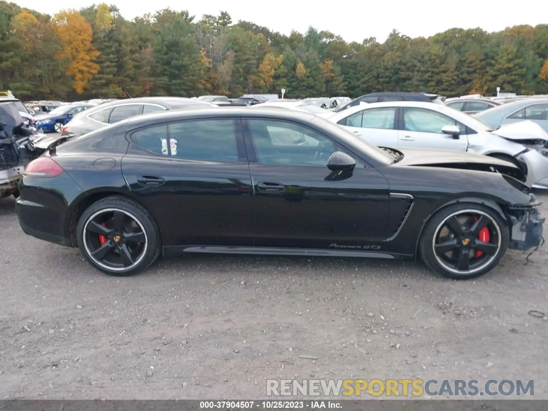 13 Photograph of a damaged car WP0AF2A79EL083721 PORSCHE PANAMERA 2014