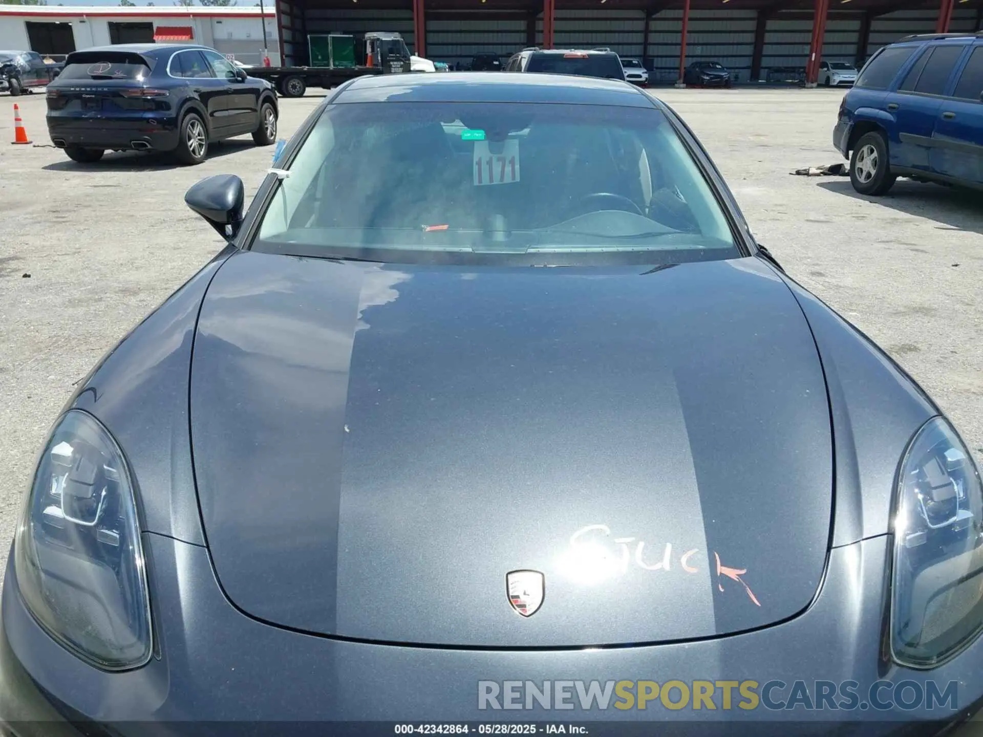 10 Photograph of a damaged car WP0AA2A73KL102158 PORSCHE PANAMERA 2019