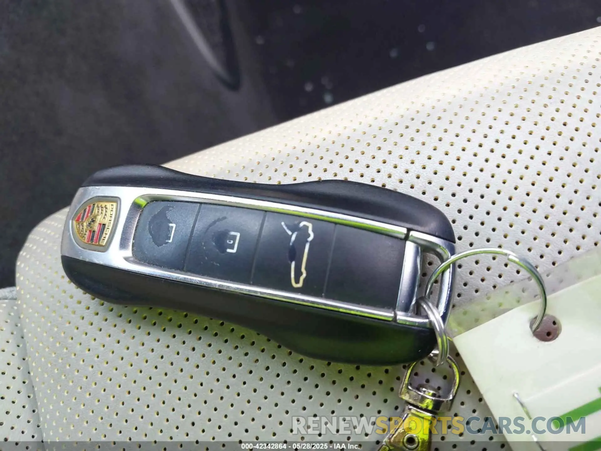 11 Photograph of a damaged car WP0AA2A73KL102158 PORSCHE PANAMERA 2019