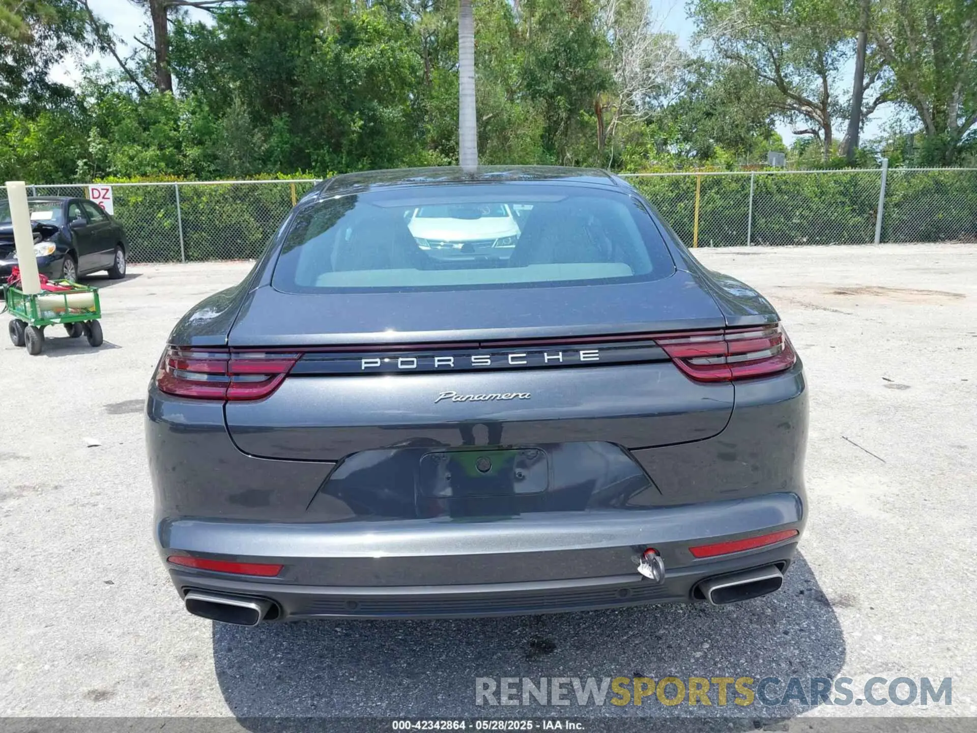 16 Photograph of a damaged car WP0AA2A73KL102158 PORSCHE PANAMERA 2019