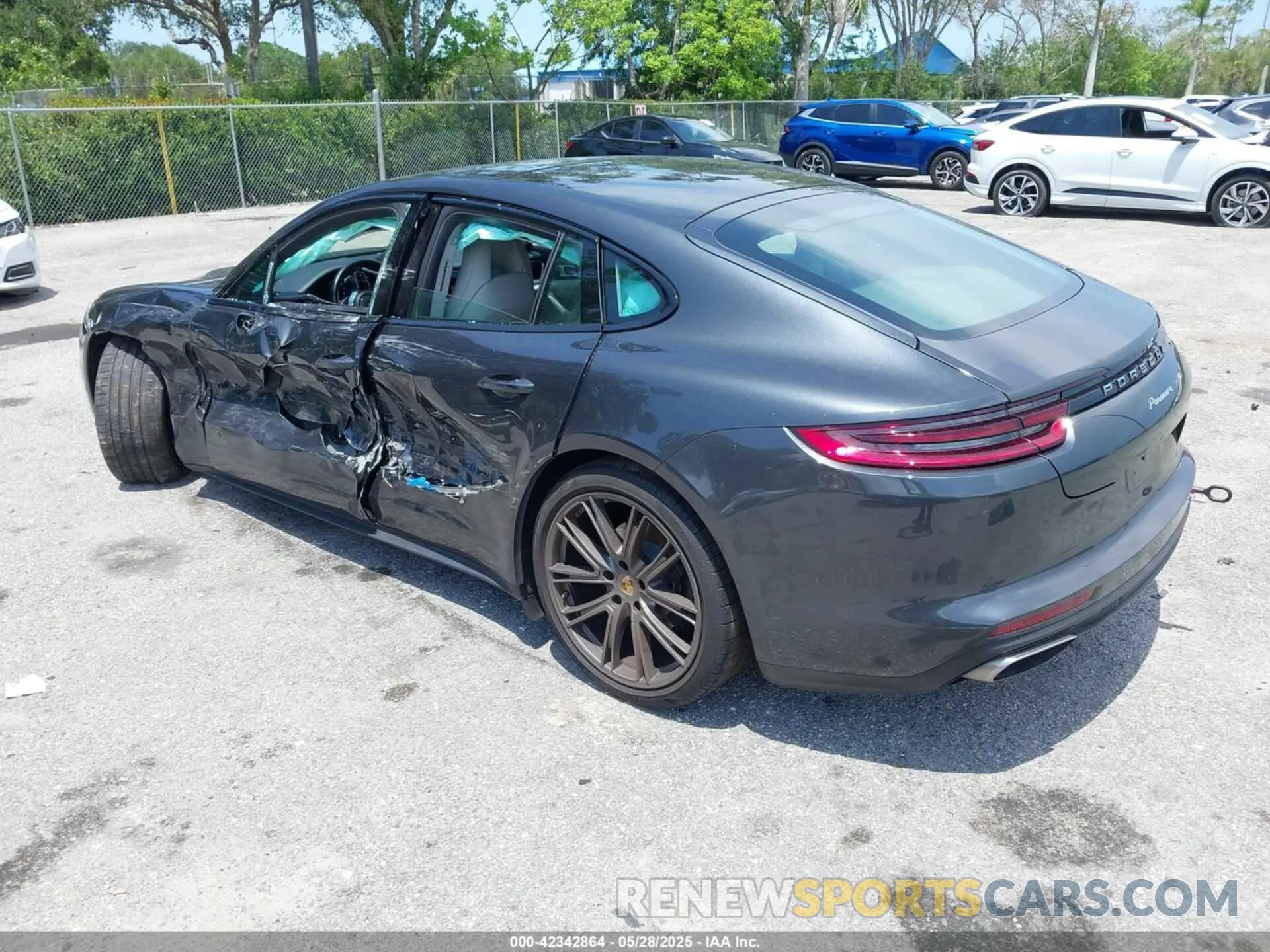 3 Photograph of a damaged car WP0AA2A73KL102158 PORSCHE PANAMERA 2019