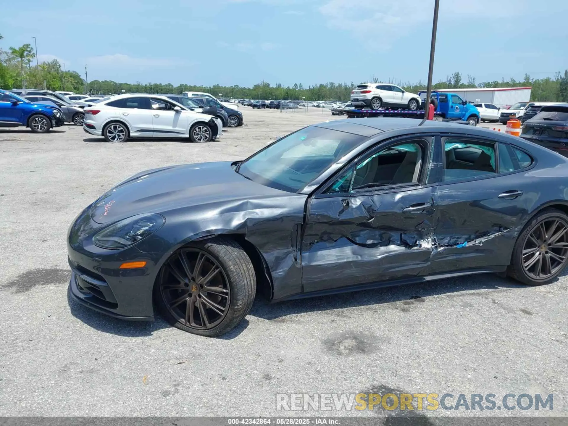 6 Photograph of a damaged car WP0AA2A73KL102158 PORSCHE PANAMERA 2019