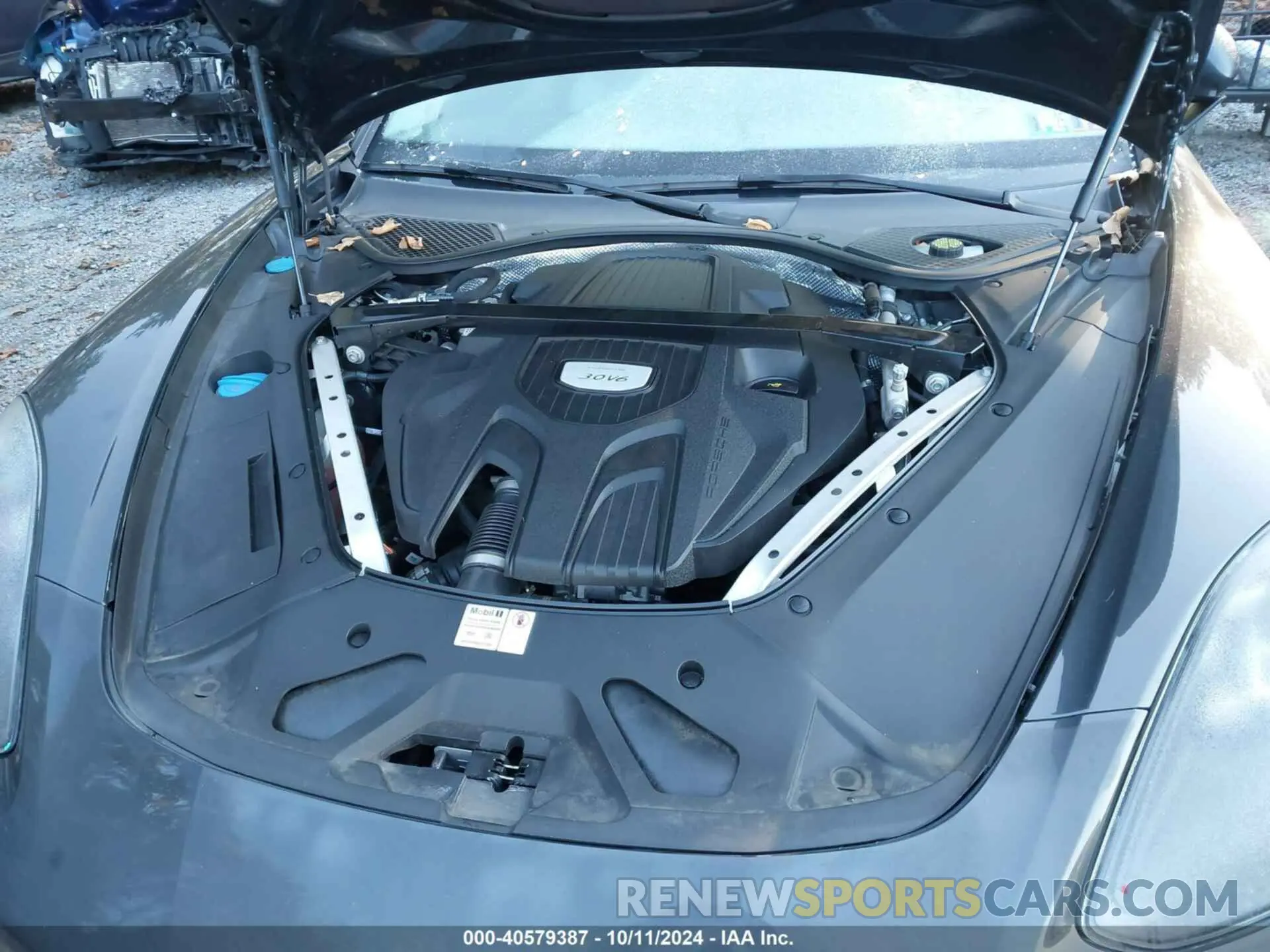 10 Photograph of a damaged car WP0AA2A74KL101794 PORSCHE PANAMERA 2019