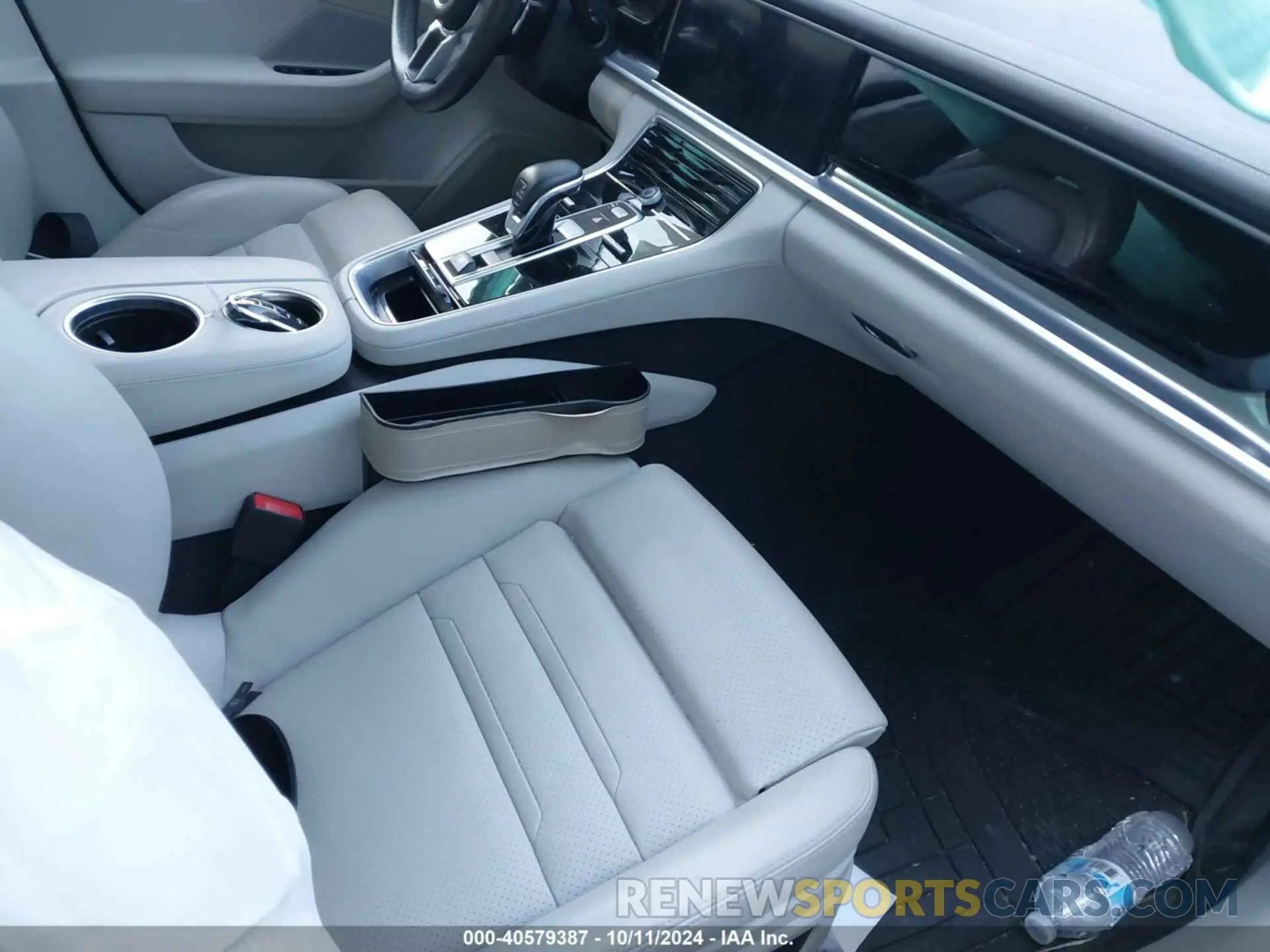 5 Photograph of a damaged car WP0AA2A74KL101794 PORSCHE PANAMERA 2019