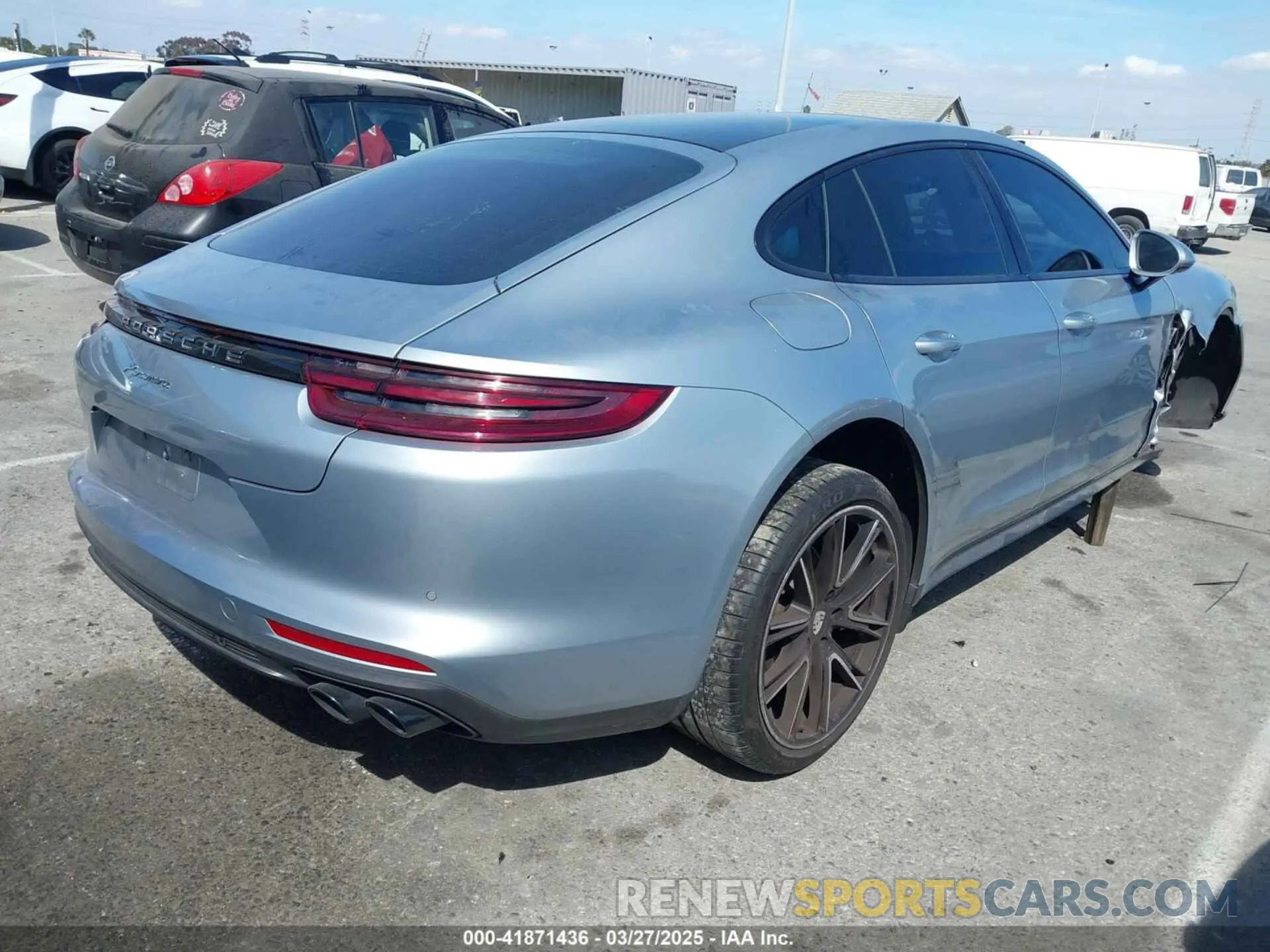 4 Photograph of a damaged car WP0AA2A76KL100470 PORSCHE PANAMERA 2019