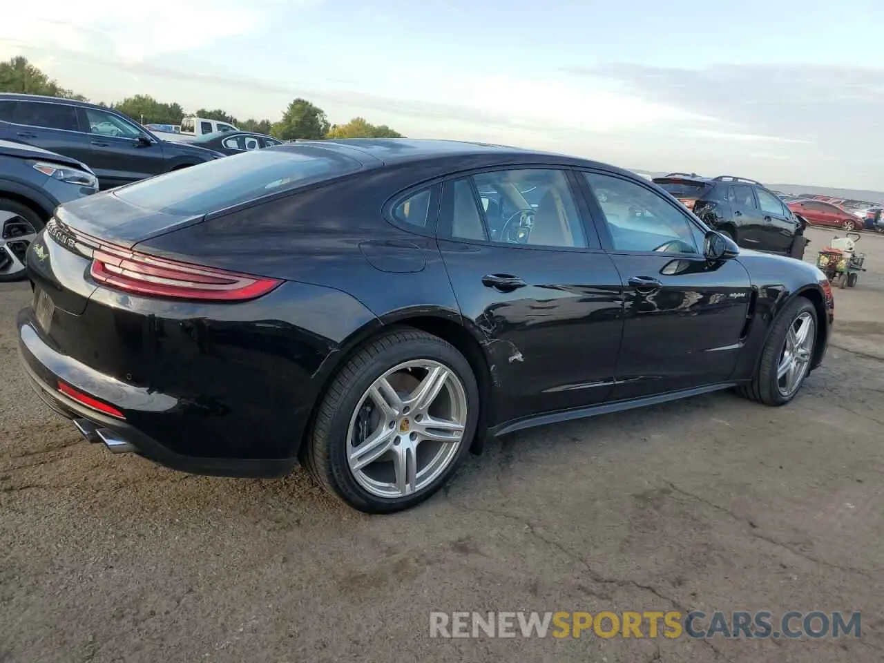 3 Photograph of a damaged car WP0AE2A7XKL125473 PORSCHE PANAMERA 2019