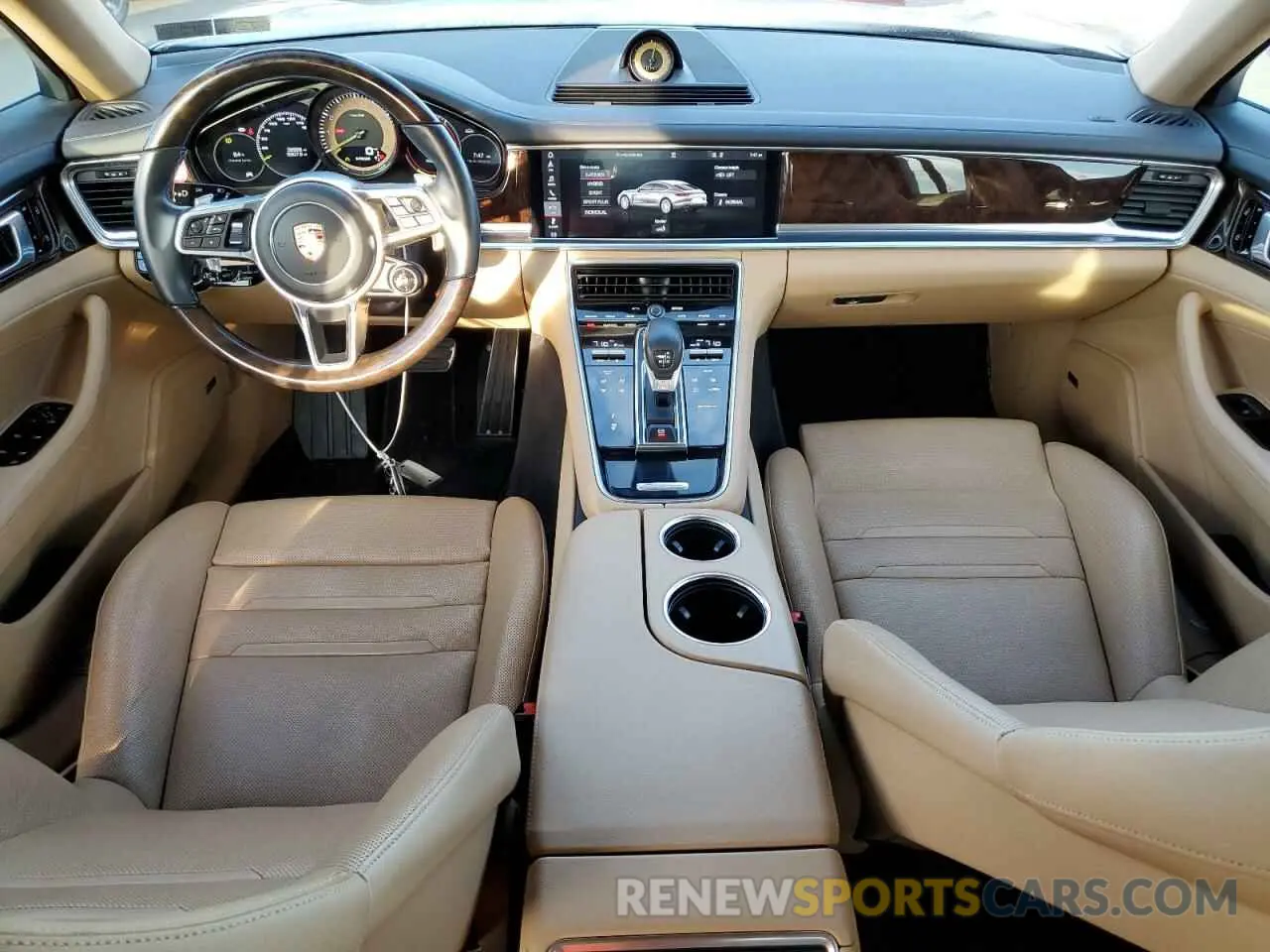 8 Photograph of a damaged car WP0AE2A7XKL125473 PORSCHE PANAMERA 2019