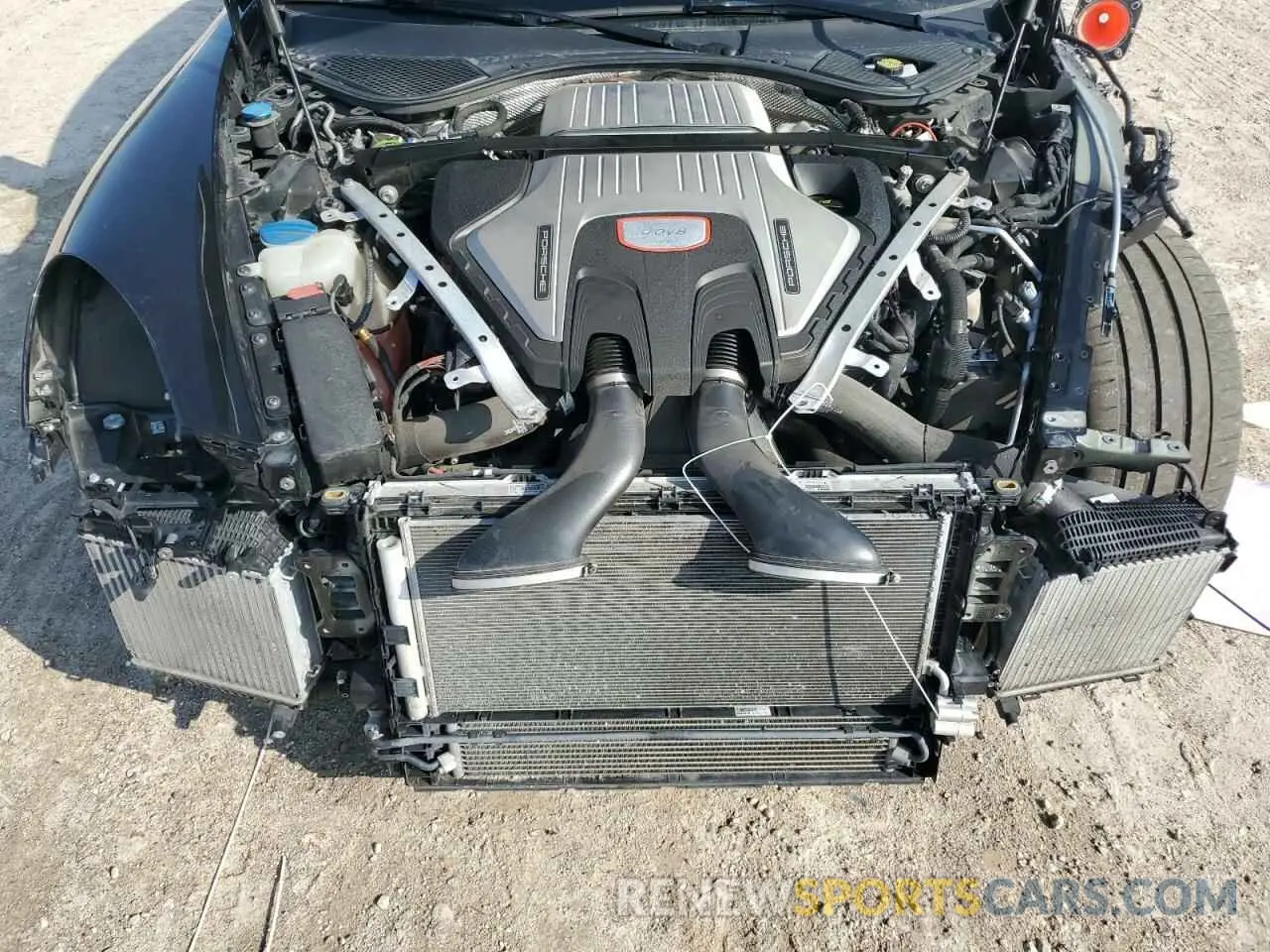 11 Photograph of a damaged car WP0BF2A70KL167006 PORSCHE PANAMERA 2019
