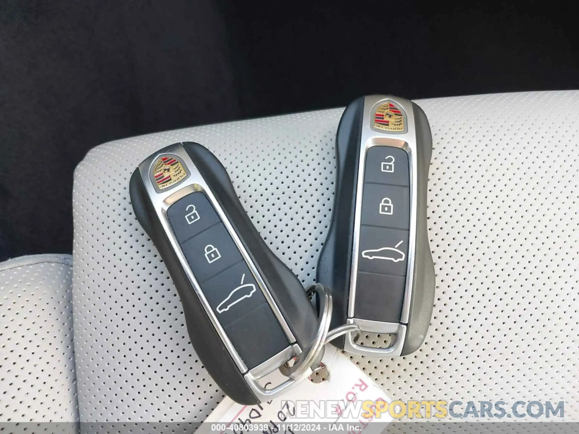 11 Photograph of a damaged car WP0AA2A70LL100157 PORSCHE PANAMERA 2020