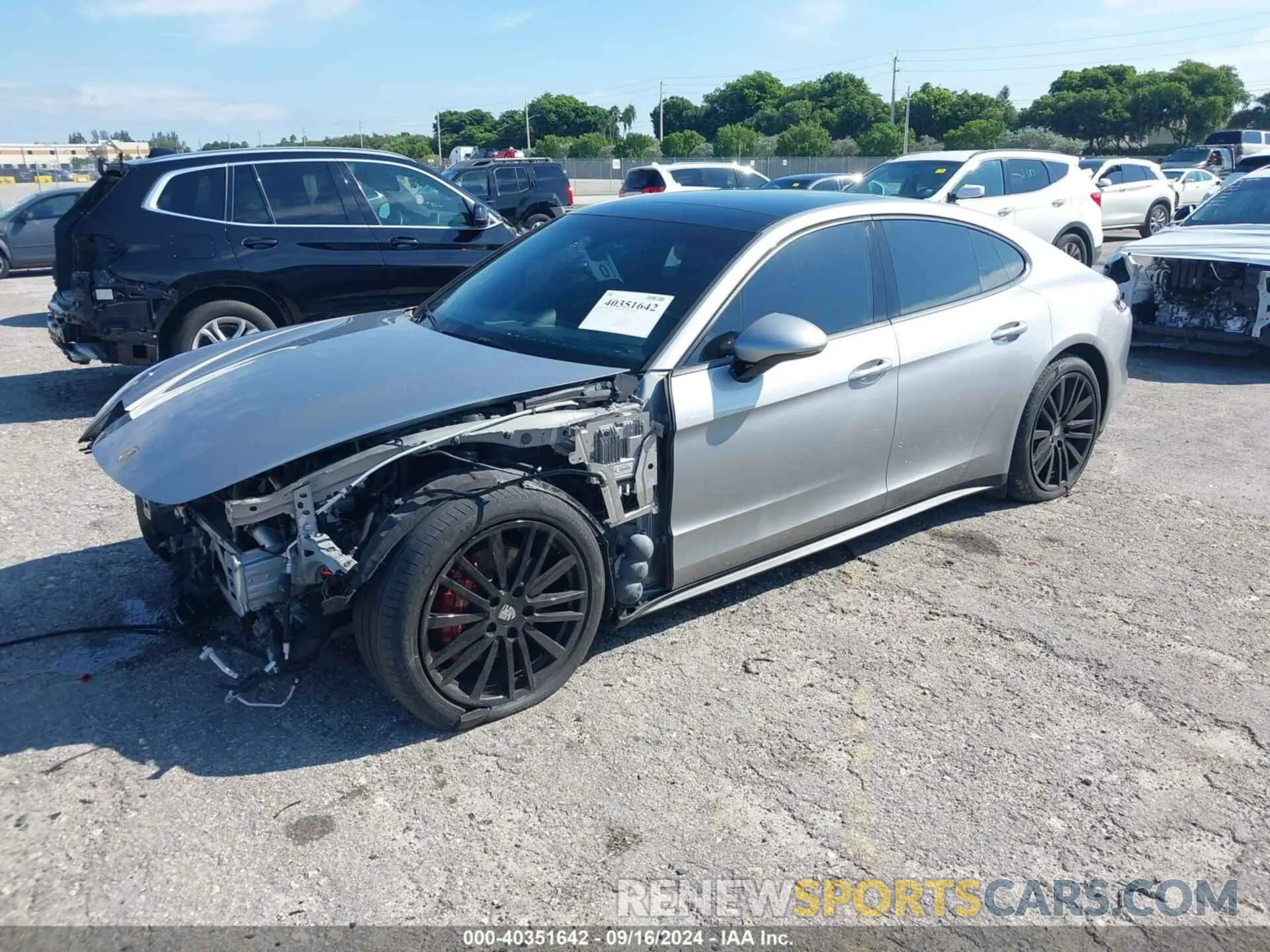 2 Photograph of a damaged car WP0AA2A72LL104131 PORSCHE PANAMERA 2020
