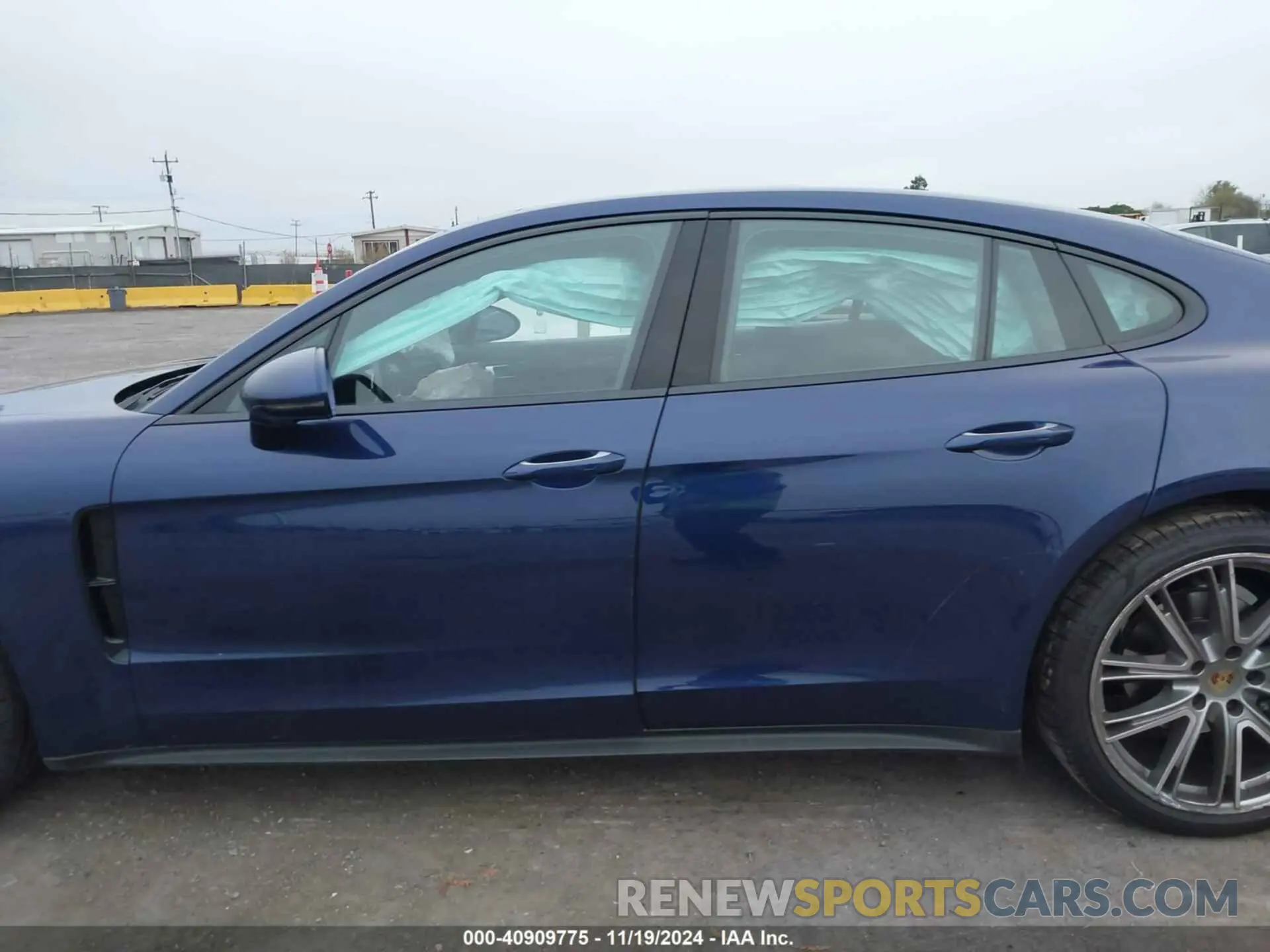 14 Photograph of a damaged car WP0AA2A76LL103936 PORSCHE PANAMERA 2020