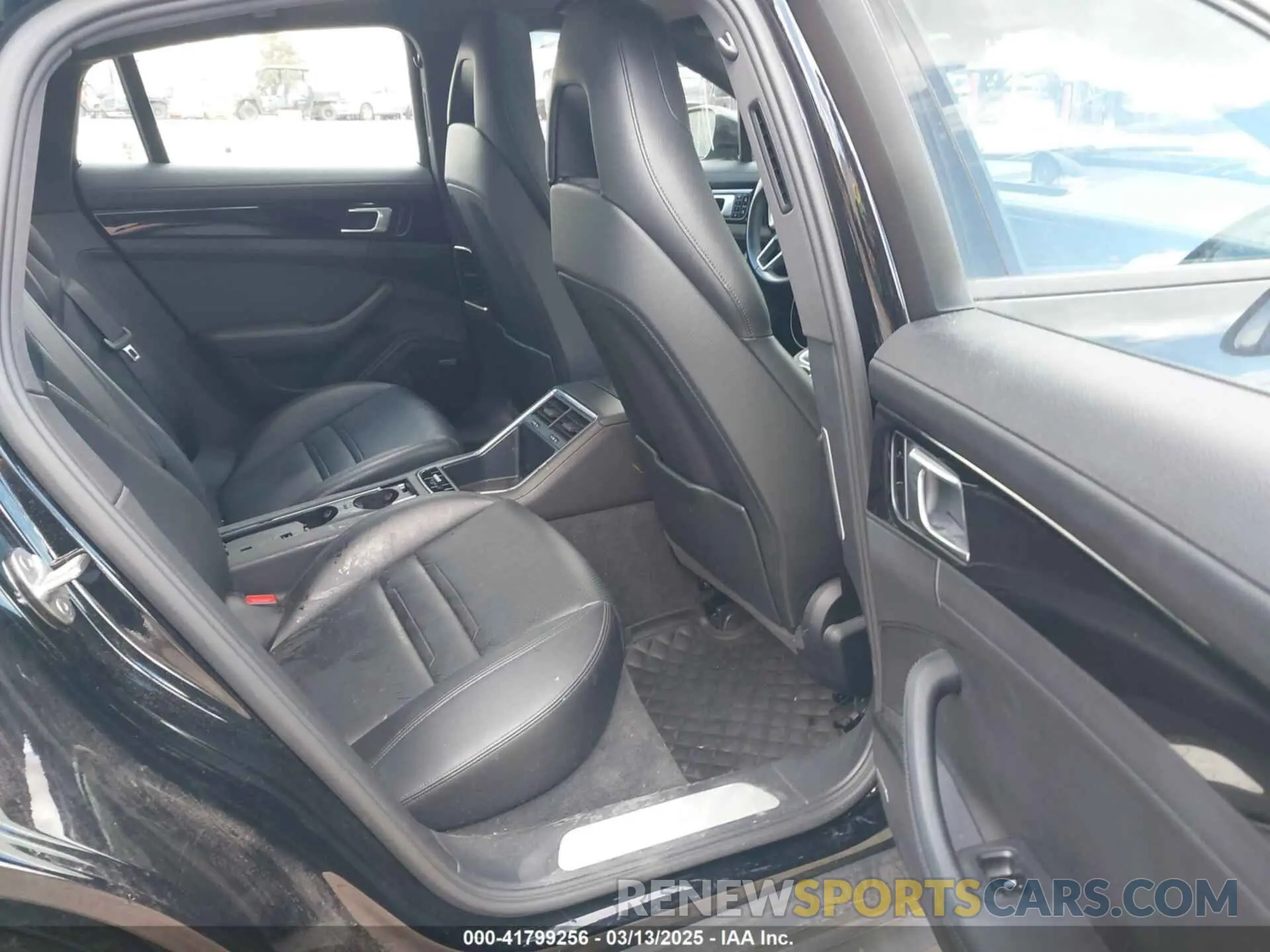 8 Photograph of a damaged car WP0AA2A7XLL104023 PORSCHE PANAMERA 2020