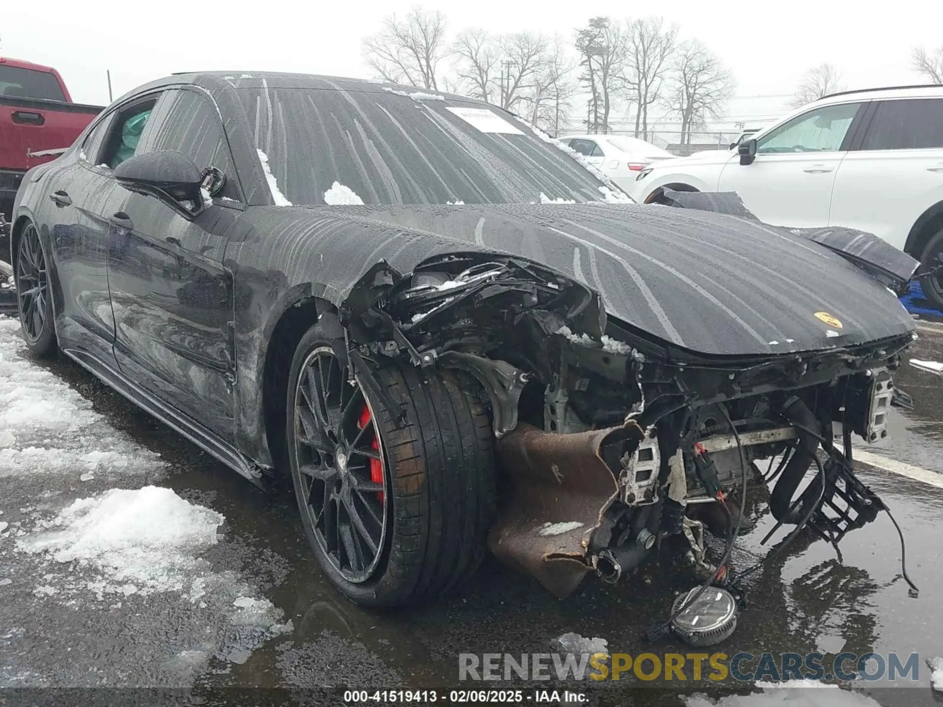 1 Photograph of a damaged car WP0AG2A71LL145378 PORSCHE PANAMERA 2020