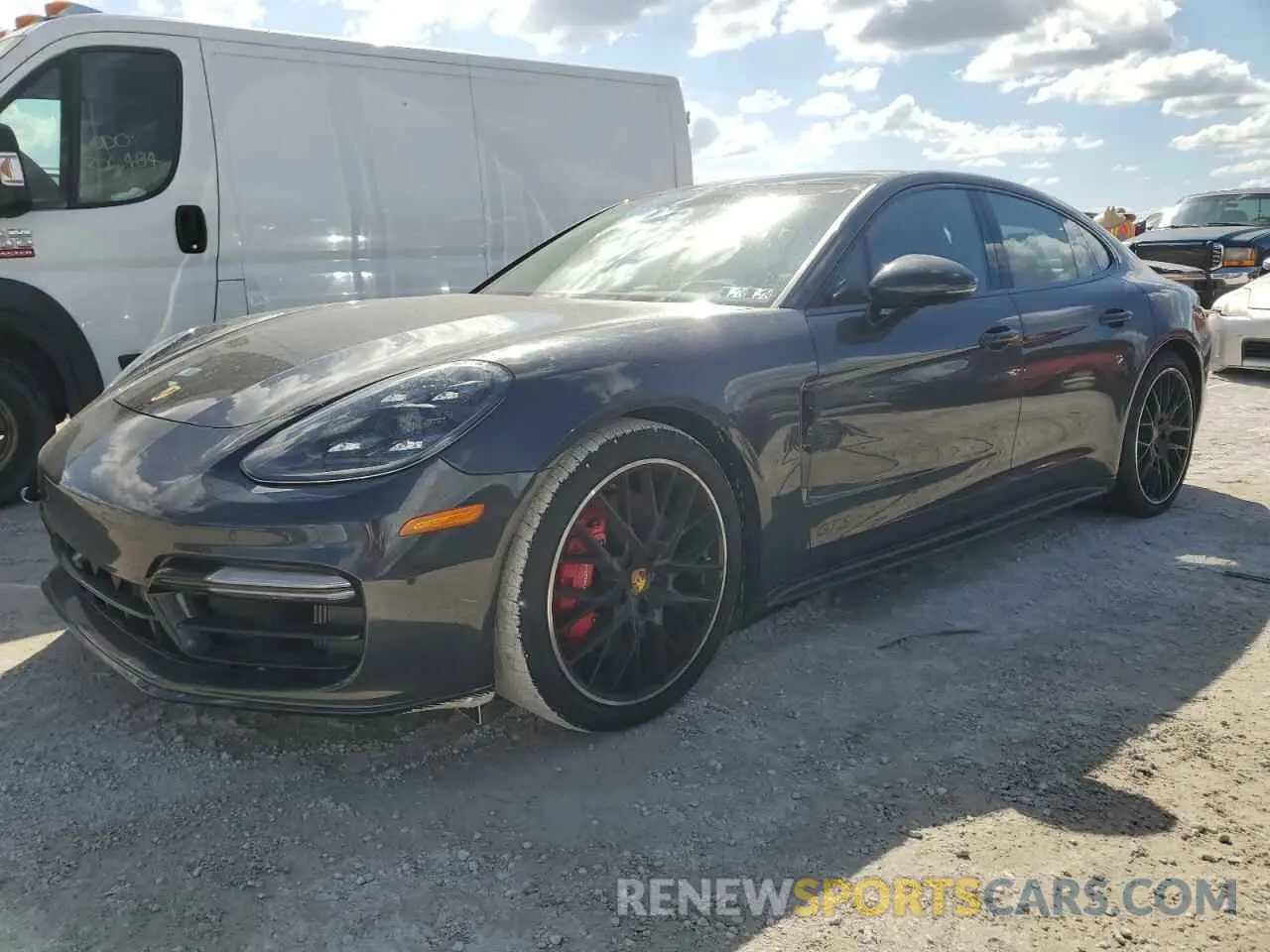 1 Photograph of a damaged car WP0AG2A73LL145429 PORSCHE PANAMERA 2020