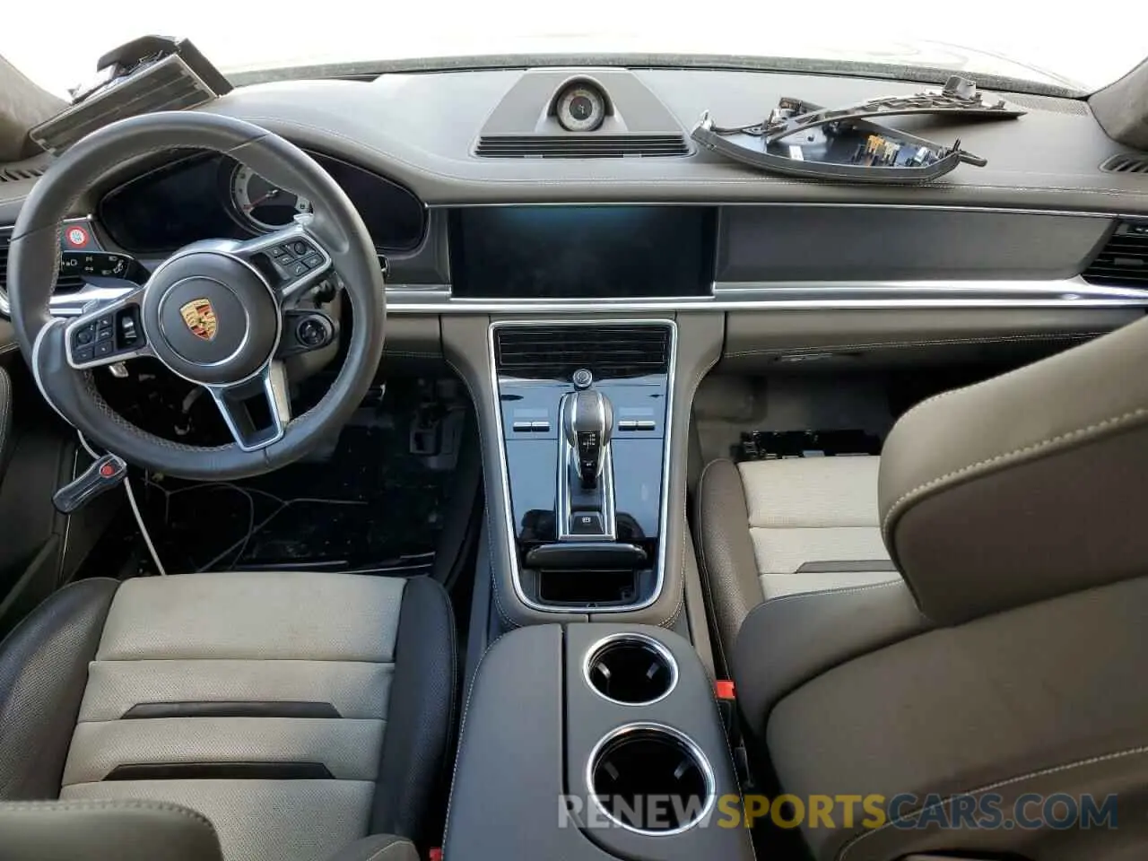 8 Photograph of a damaged car WP0AG2A73LL145429 PORSCHE PANAMERA 2020