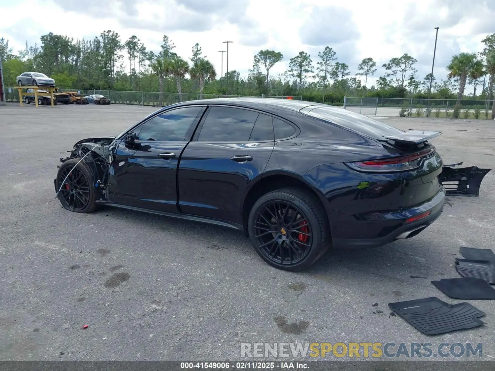 3 Photograph of a damaged car WP0AJ2A73ML116385 PORSCHE PANAMERA 2021