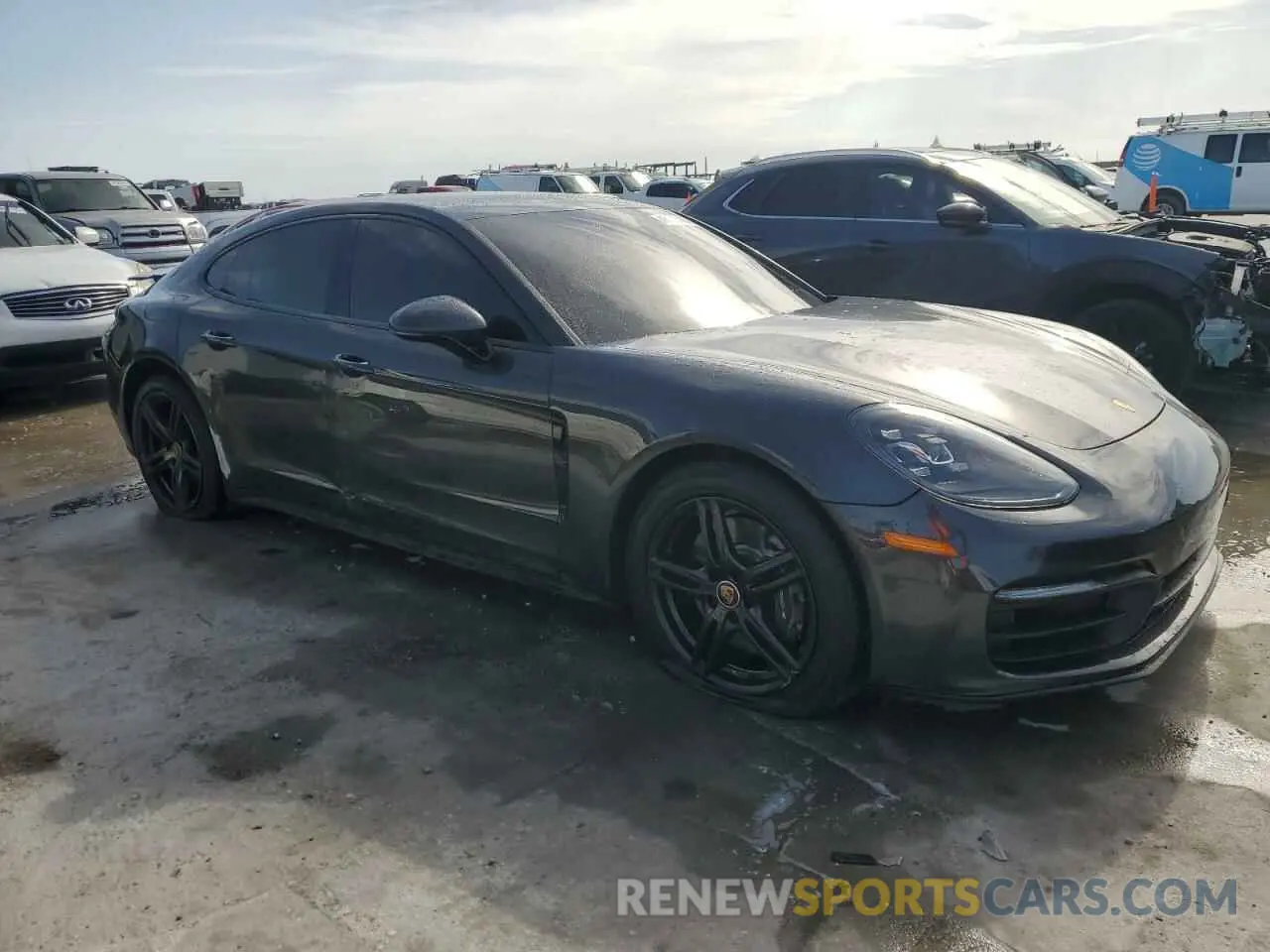 4 Photograph of a damaged car WP0AJ2A75ML116047 PORSCHE PANAMERA 2021