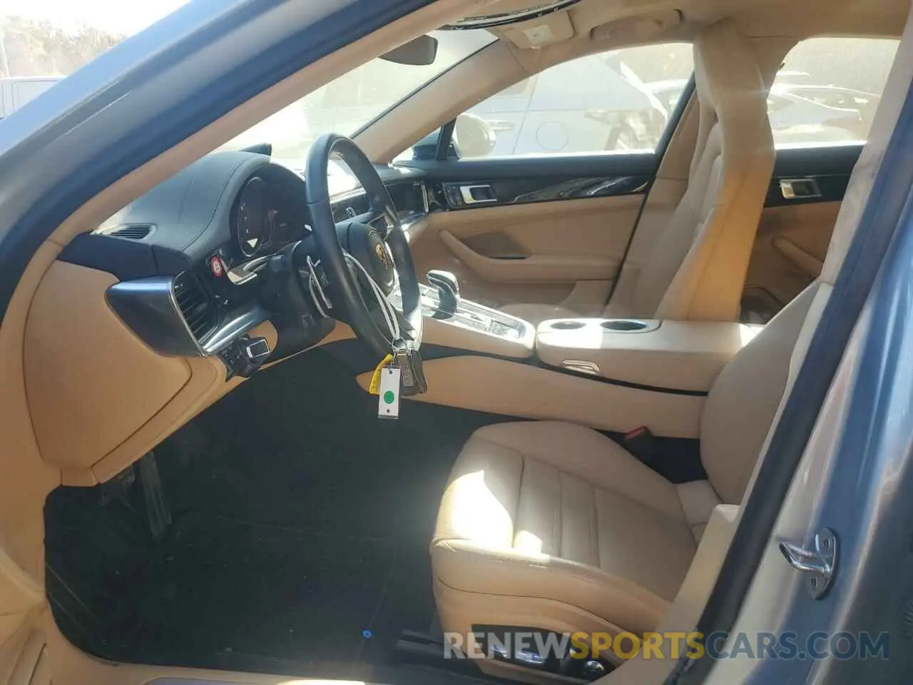 7 Photograph of a damaged car WP0AJ2A76ML120723 PORSCHE PANAMERA 2021