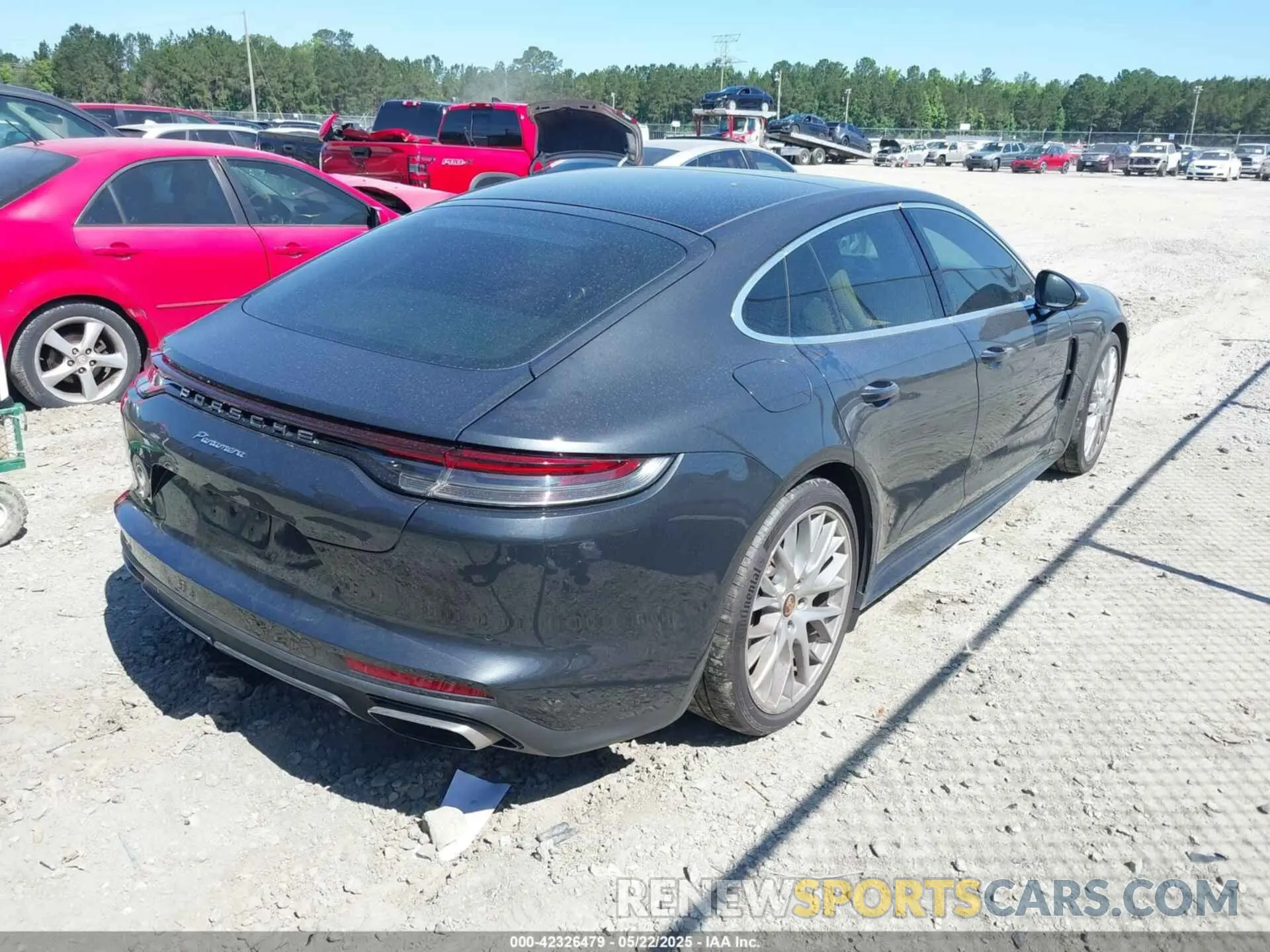 4 Photograph of a damaged car WP0AJ2A7XML121440 PORSCHE PANAMERA 2021