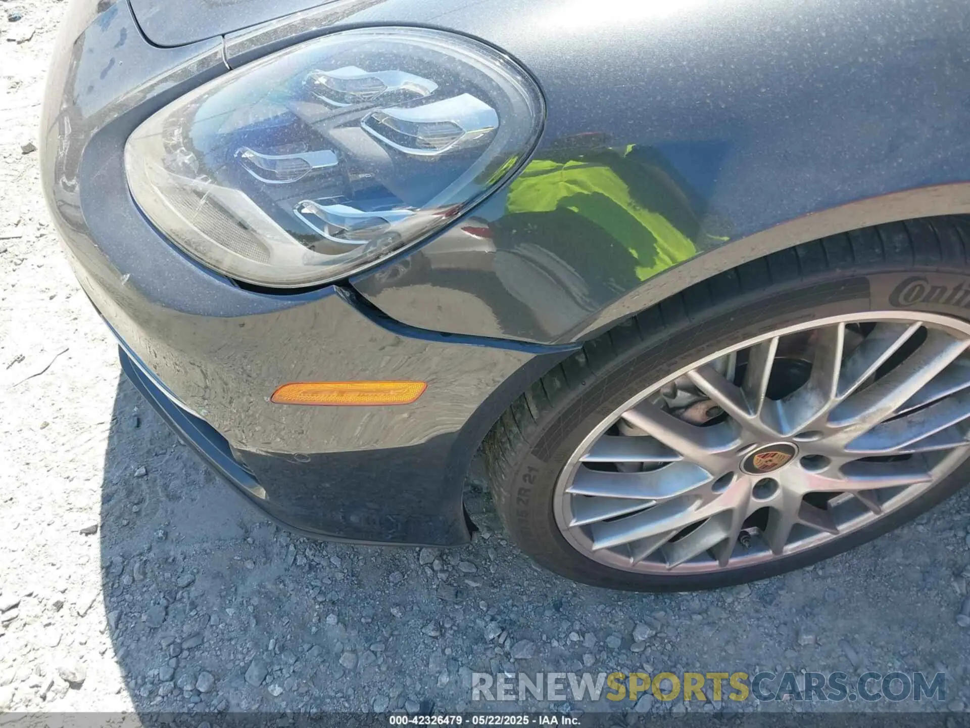6 Photograph of a damaged car WP0AJ2A7XML121440 PORSCHE PANAMERA 2021