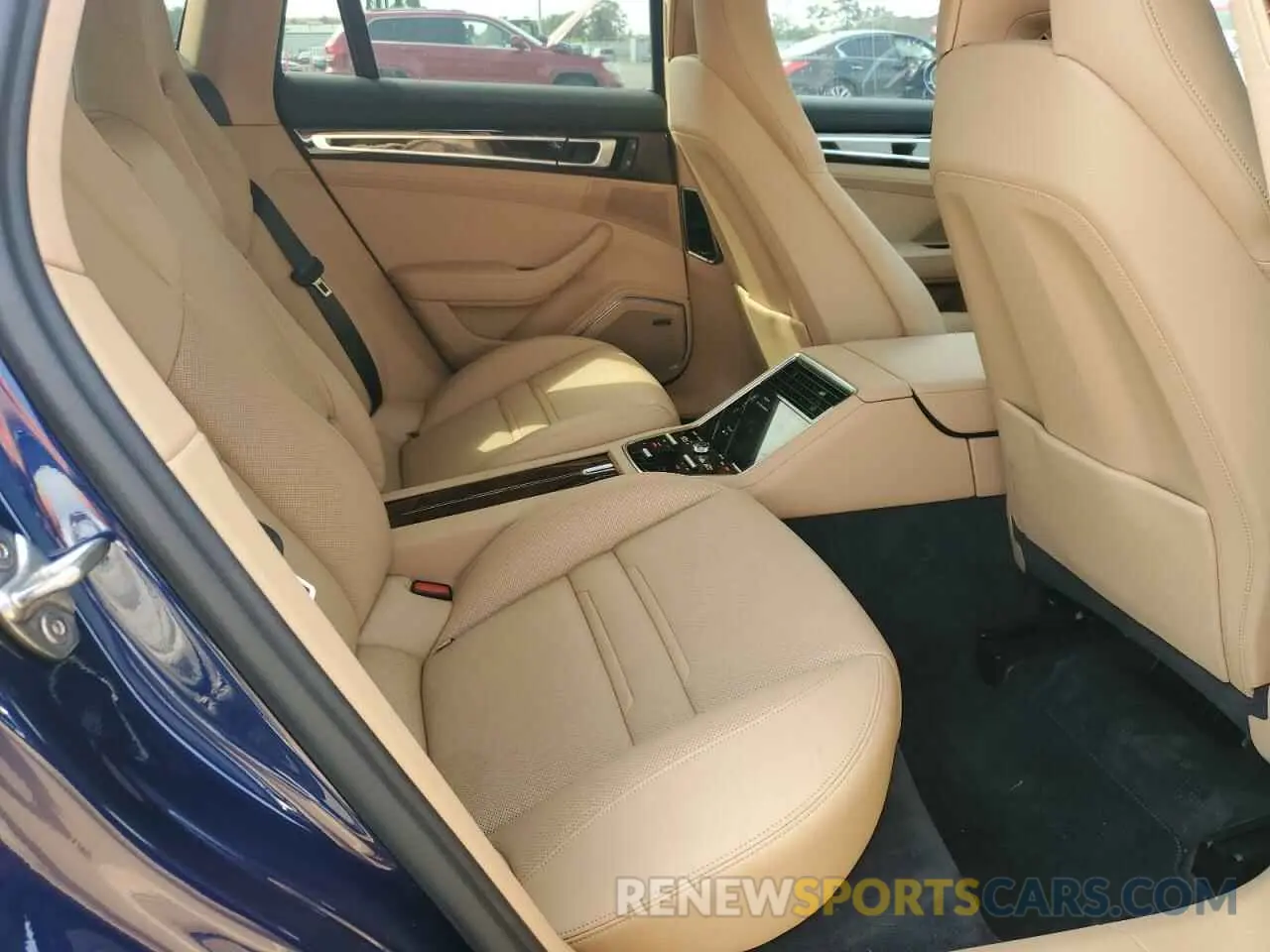 10 Photograph of a damaged car WP0AJ2A70NL101117 PORSCHE PANAMERA 2022