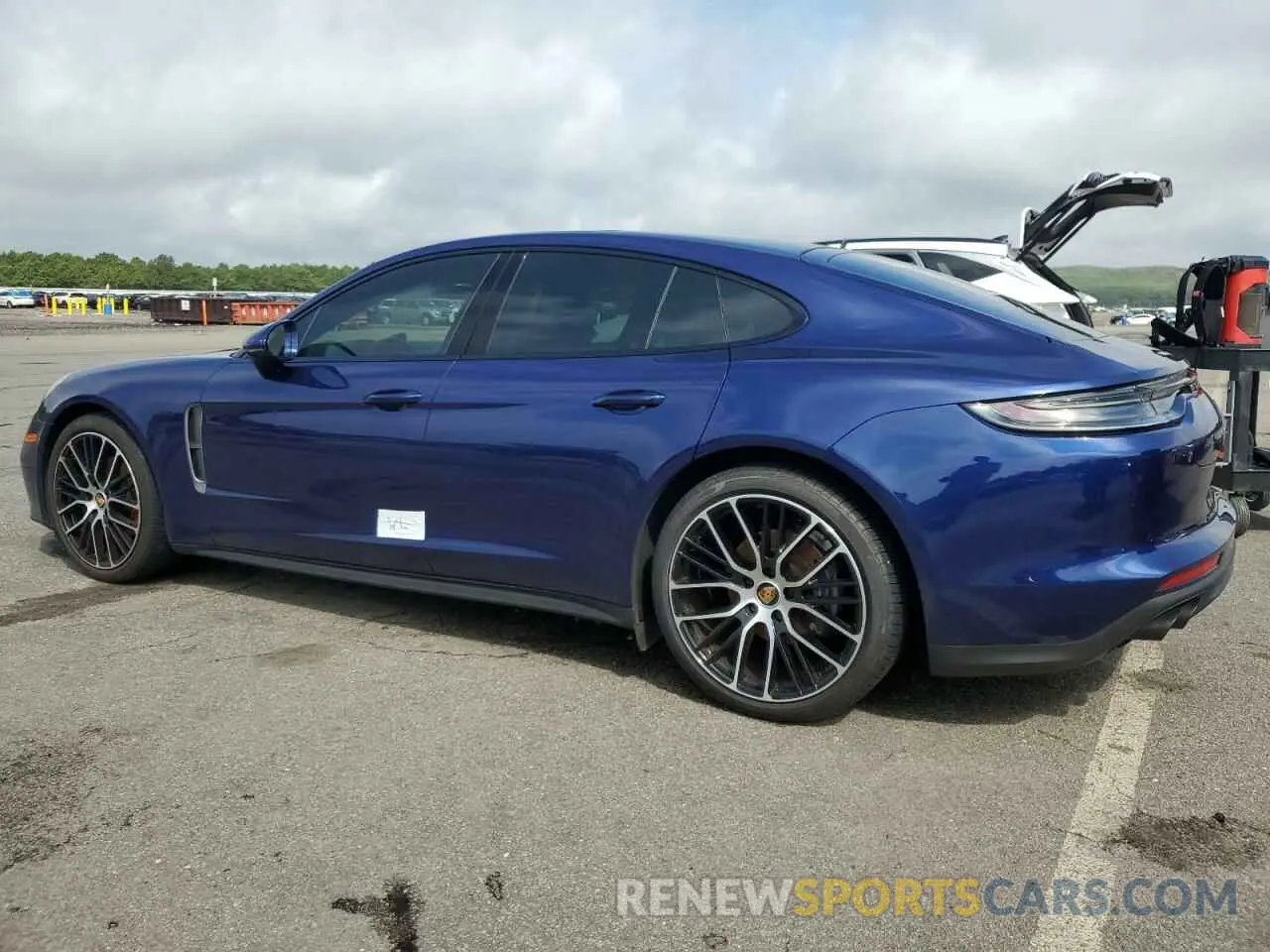 2 Photograph of a damaged car WP0AJ2A70NL101117 PORSCHE PANAMERA 2022