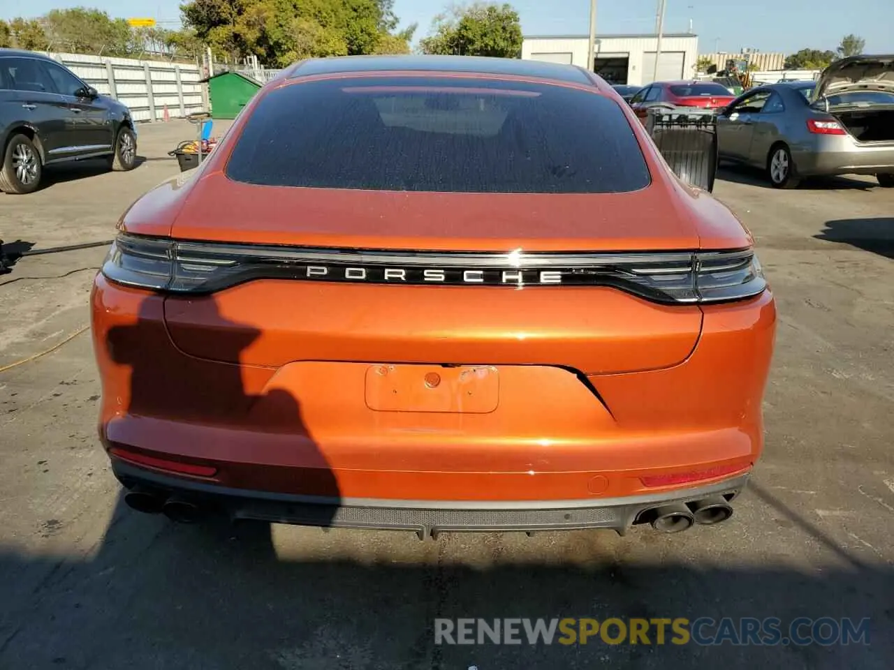 6 Photograph of a damaged car WP0AJ2A71NL101482 PORSCHE PANAMERA 2022