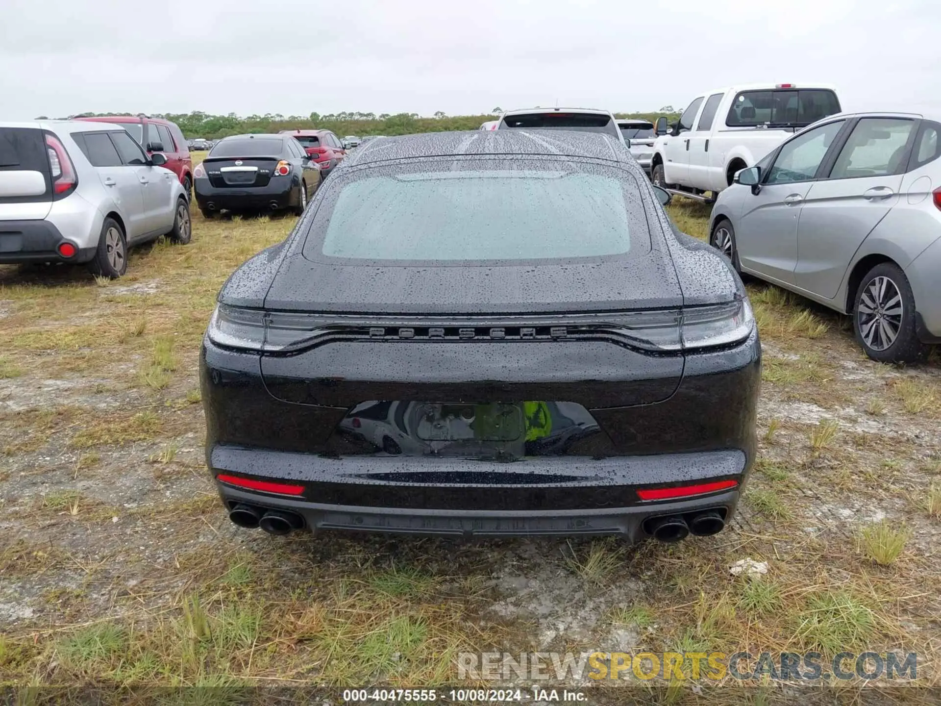 16 Photograph of a damaged car WP0AJ2A78NL101575 PORSCHE PANAMERA 2022