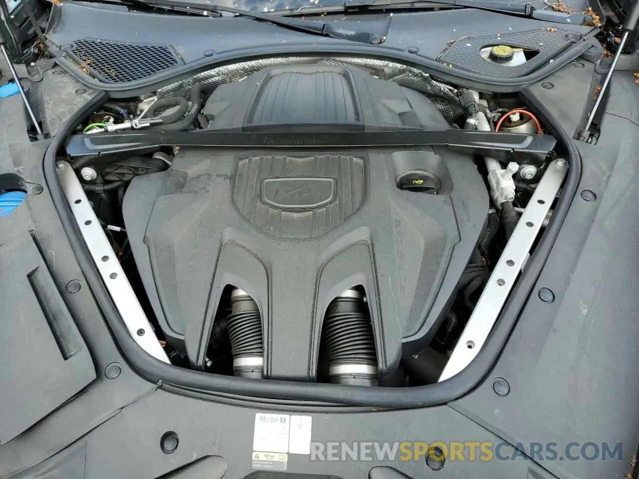 11 Photograph of a damaged car WP0AJ2A79NL100872 PORSCHE PANAMERA 2022