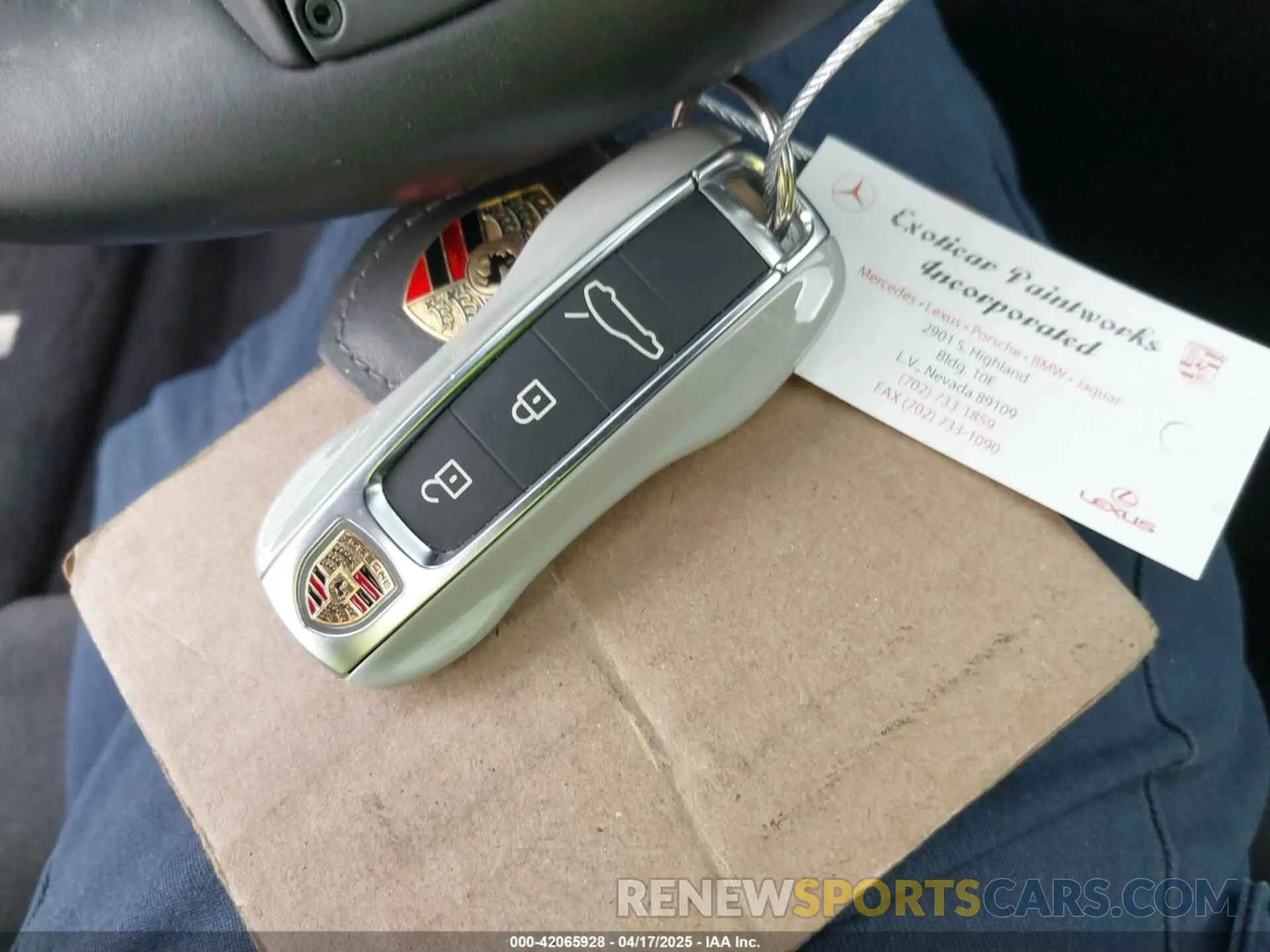 11 Photograph of a damaged car WP0AG2A71PL135536 PORSCHE PANAMERA 2023