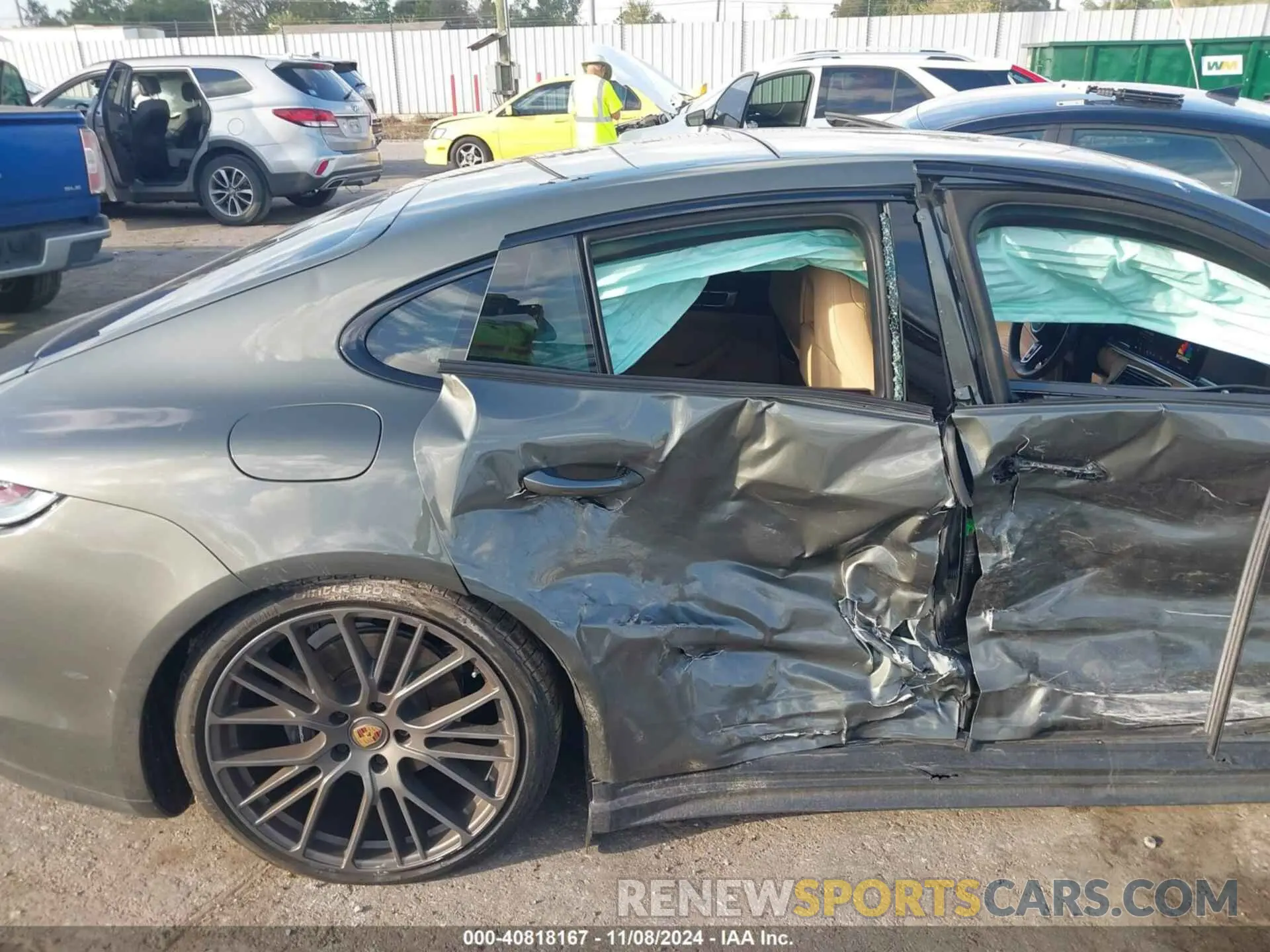 6 Photograph of a damaged car WP0AJ2A72PL101140 PORSCHE PANAMERA 2023