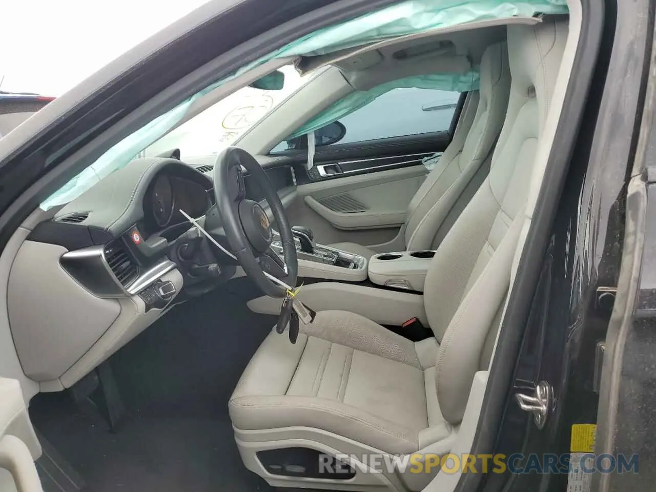 7 Photograph of a damaged car WP0AJ2A73PL100692 PORSCHE PANAMERA 2023