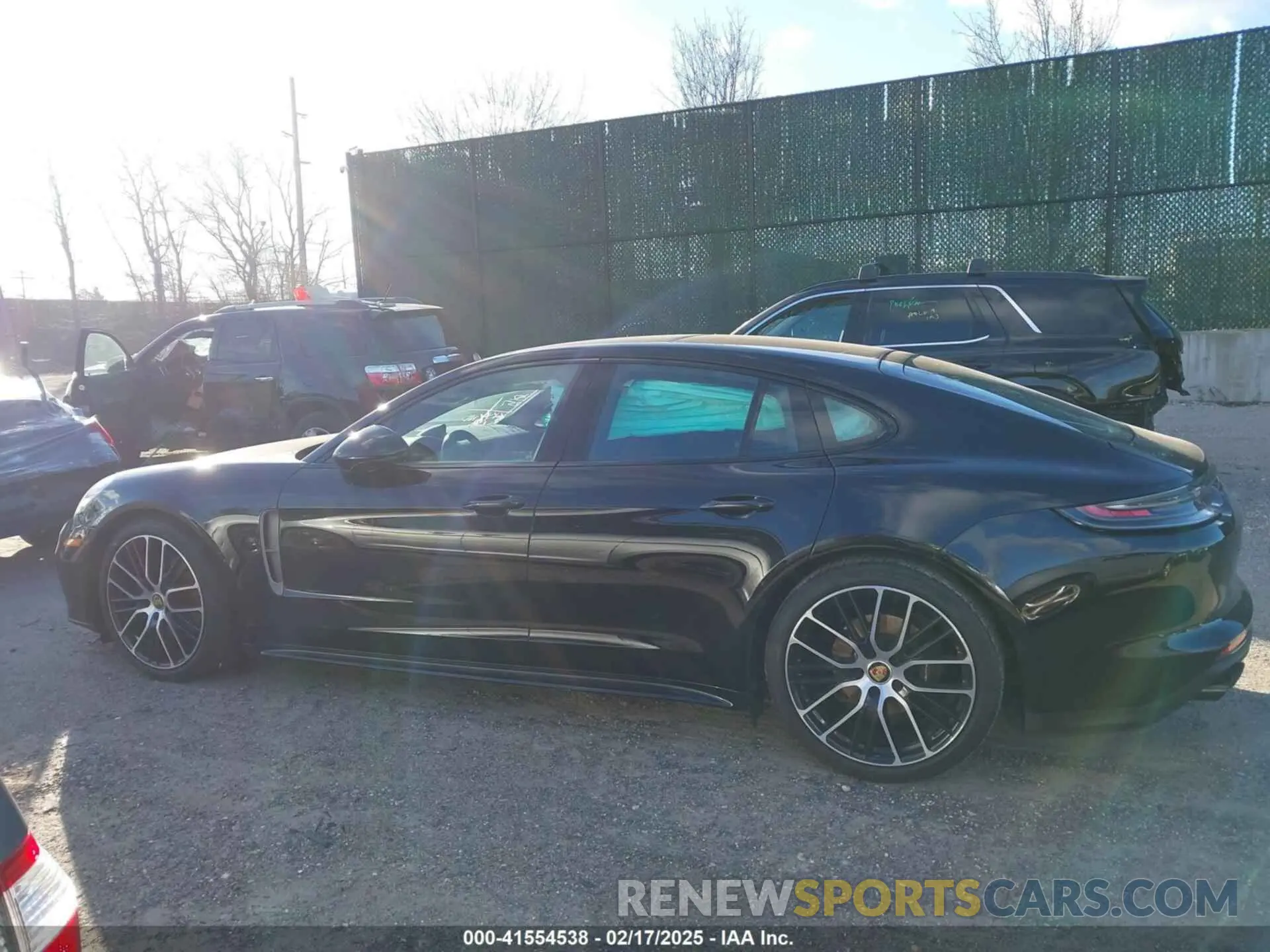 14 Photograph of a damaged car WP0AJ2A77PL100226 PORSCHE PANAMERA 2023