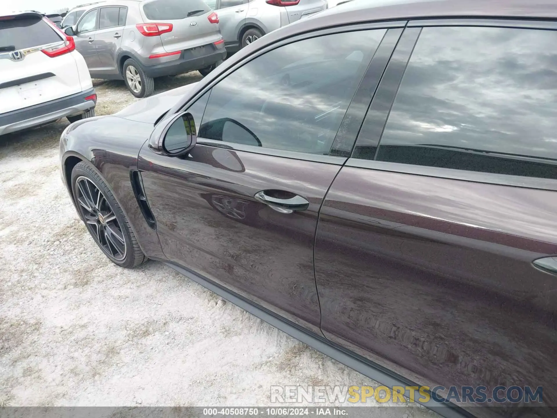 14 Photograph of a damaged car WP0AJ2A78PL103376 PORSCHE PANAMERA 2023