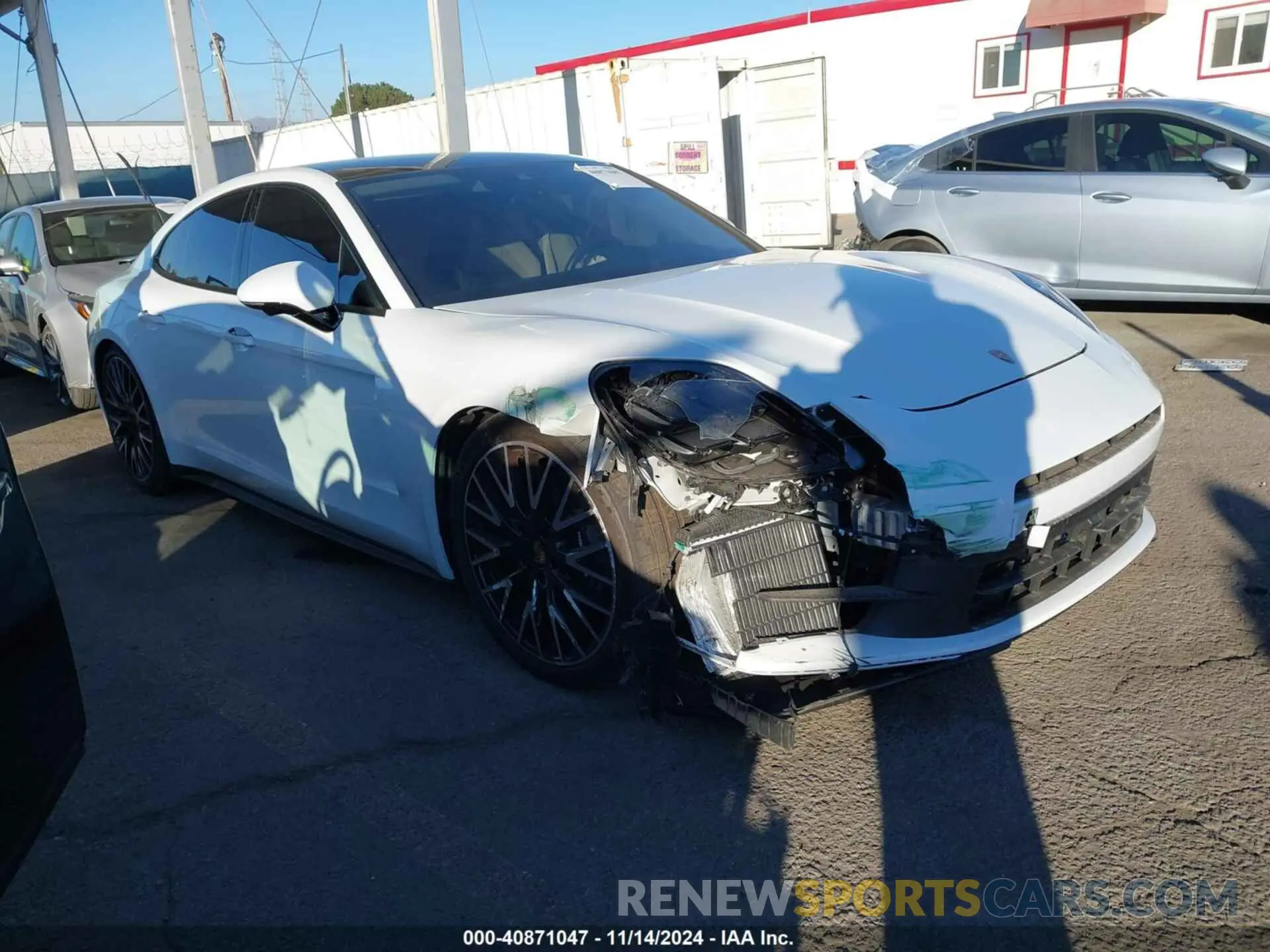 1 Photograph of a damaged car WP0AA2YA0RL007150 PORSCHE PANAMERA 2024