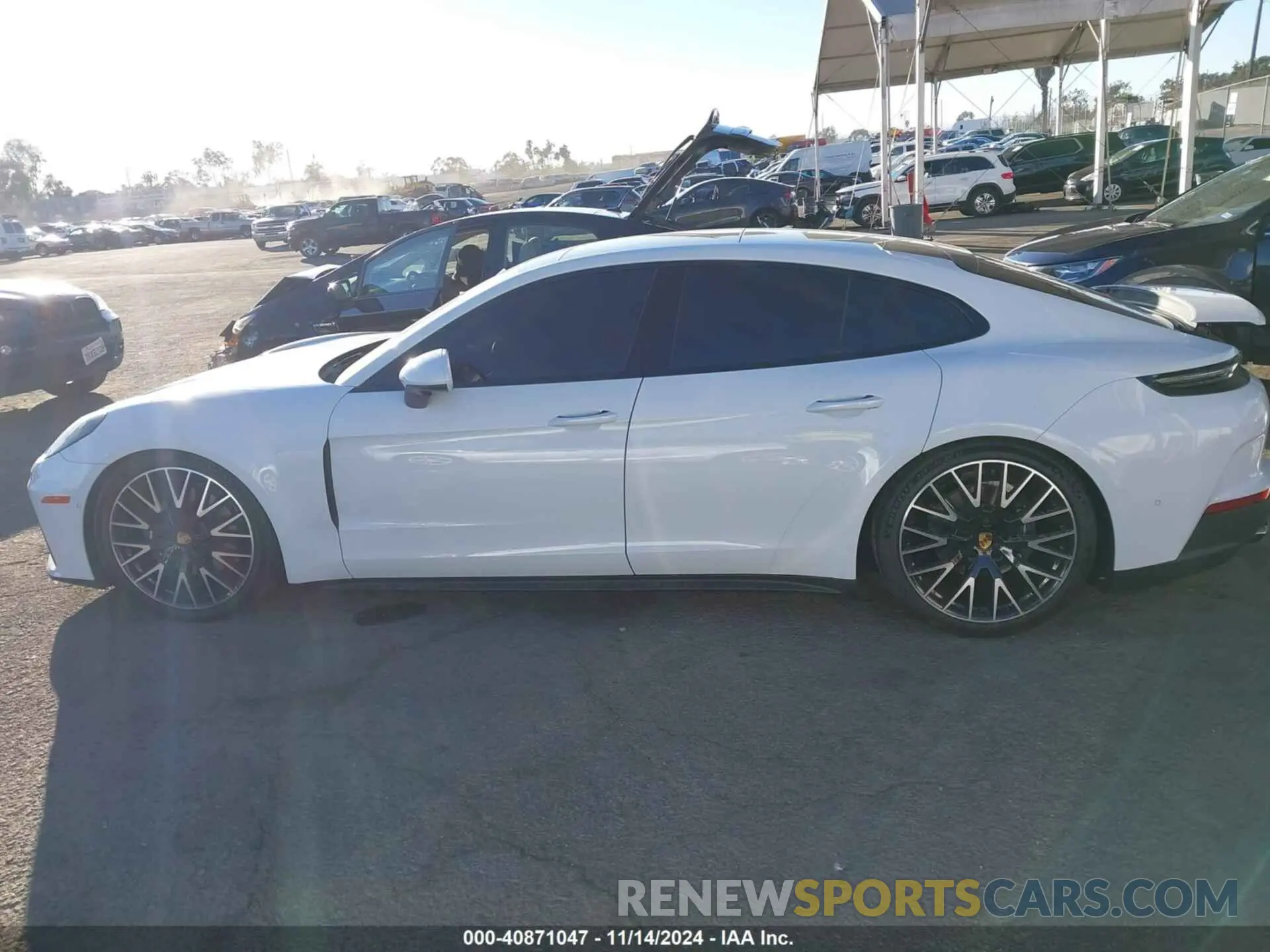 14 Photograph of a damaged car WP0AA2YA0RL007150 PORSCHE PANAMERA 2024