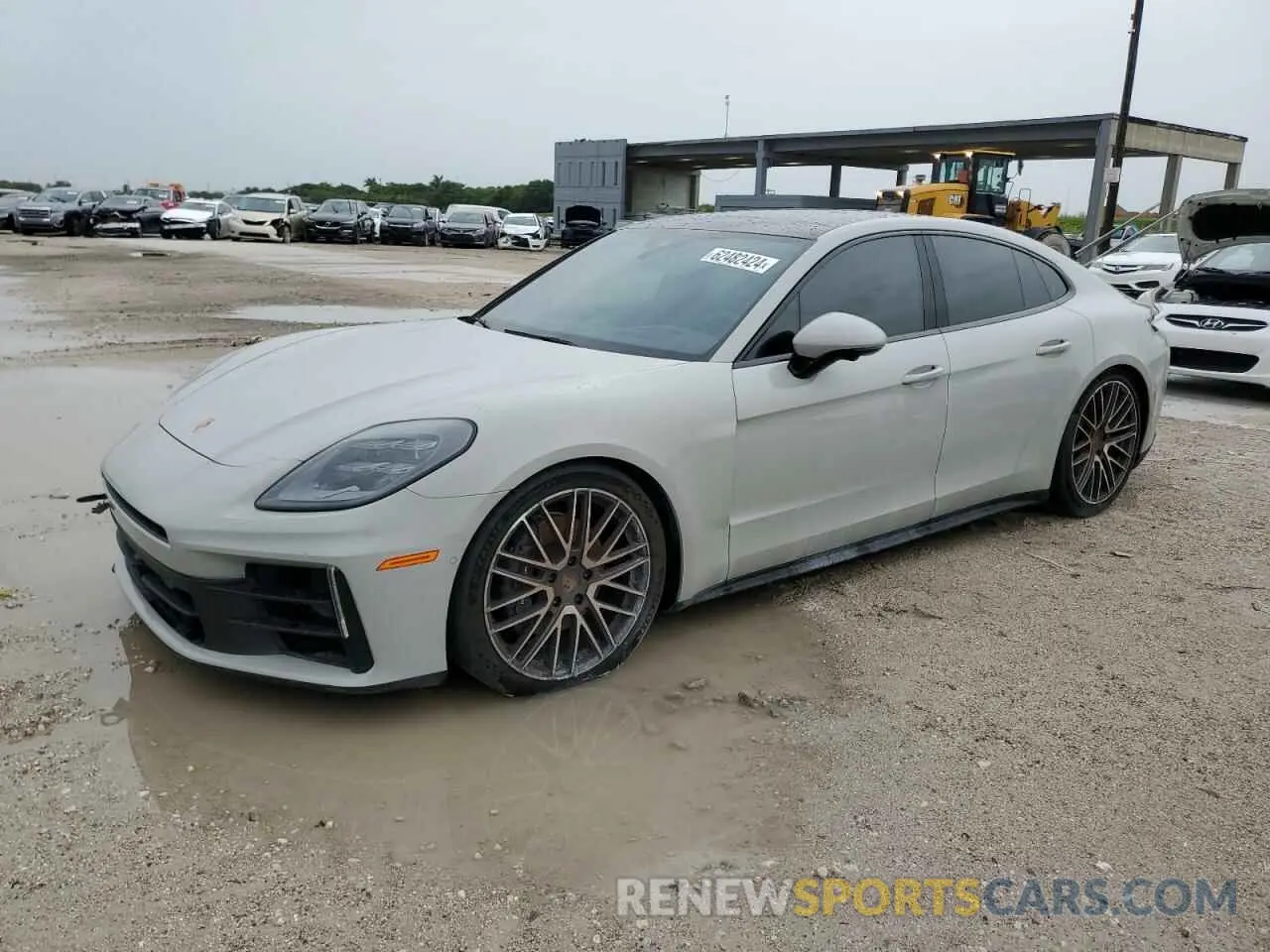 1 Photograph of a damaged car WP0AA2YA7RL005833 PORSCHE PANAMERA 2024