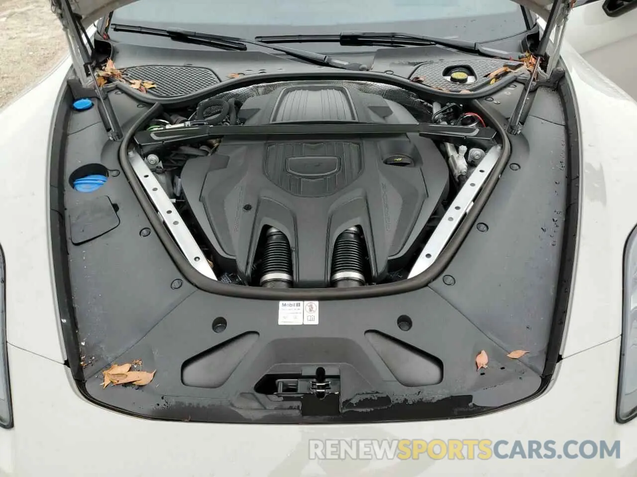 11 Photograph of a damaged car WP0AA2YA7RL005833 PORSCHE PANAMERA 2024