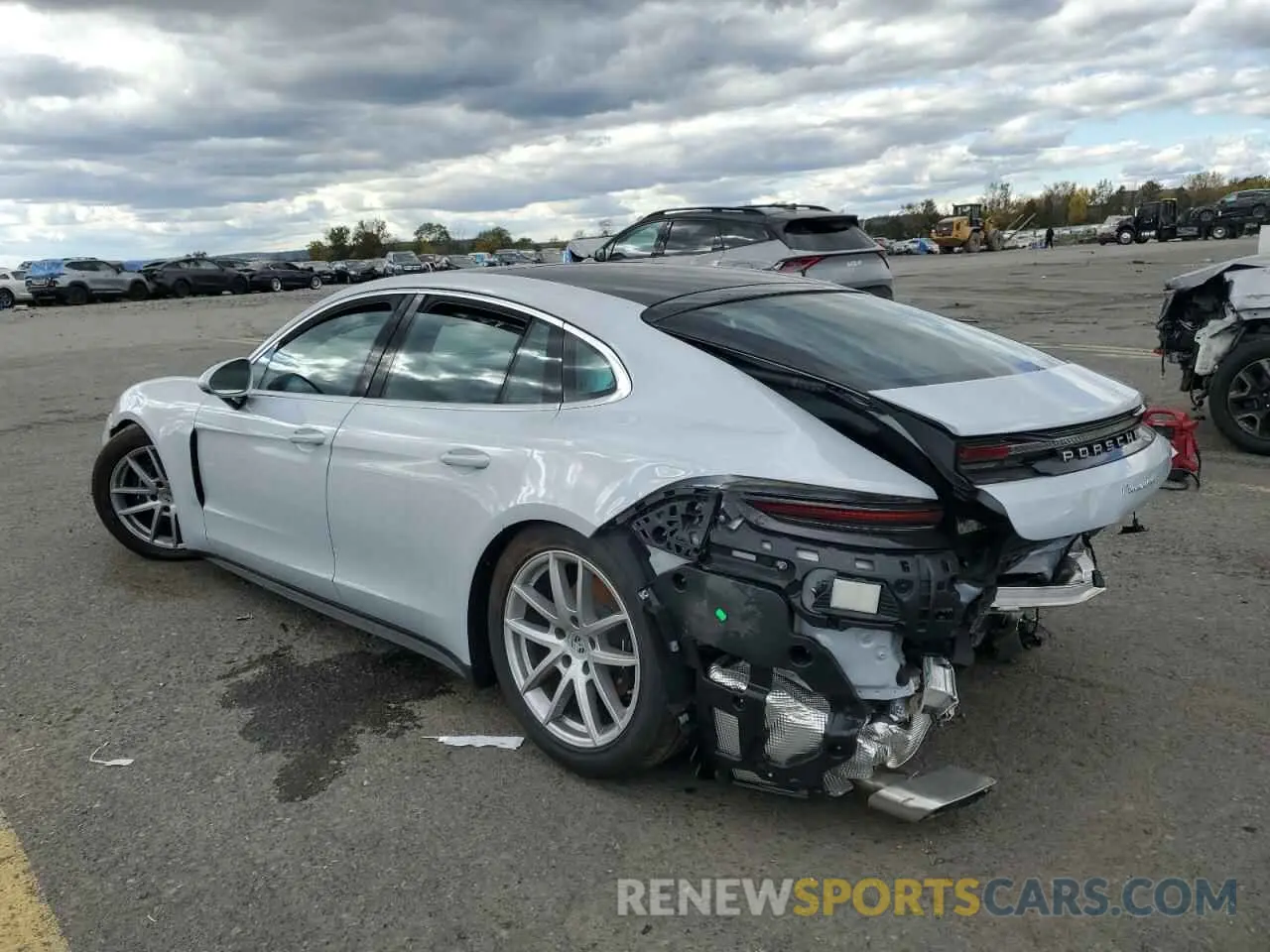 2 Photograph of a damaged car WP0AA2YA8RL007476 PORSCHE PANAMERA 2024