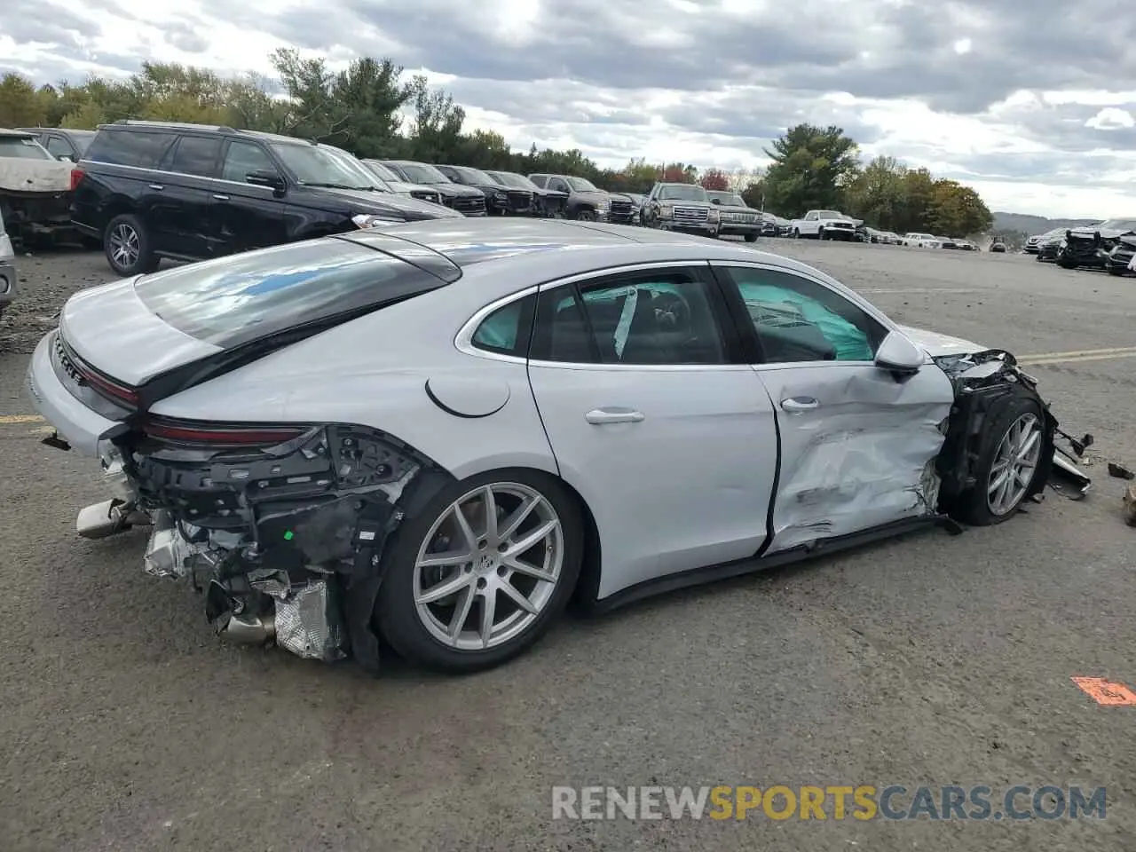 3 Photograph of a damaged car WP0AA2YA8RL007476 PORSCHE PANAMERA 2024