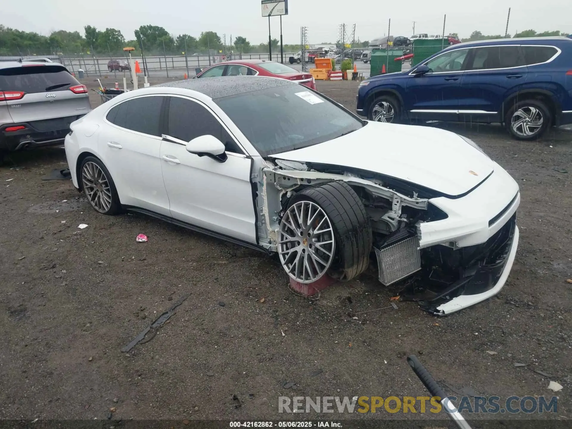 1 Photograph of a damaged car WP0AA2YA8SL000257 PORSCHE PANAMERA 2025