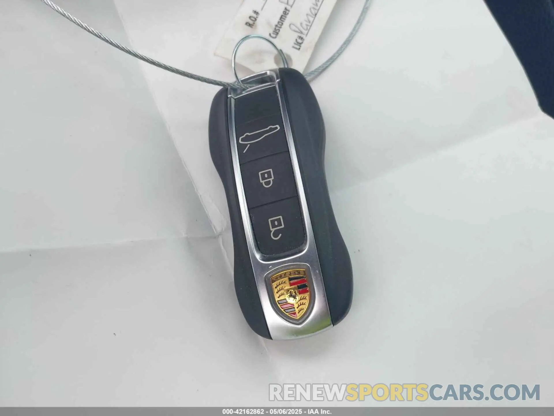 11 Photograph of a damaged car WP0AA2YA8SL000257 PORSCHE PANAMERA 2025