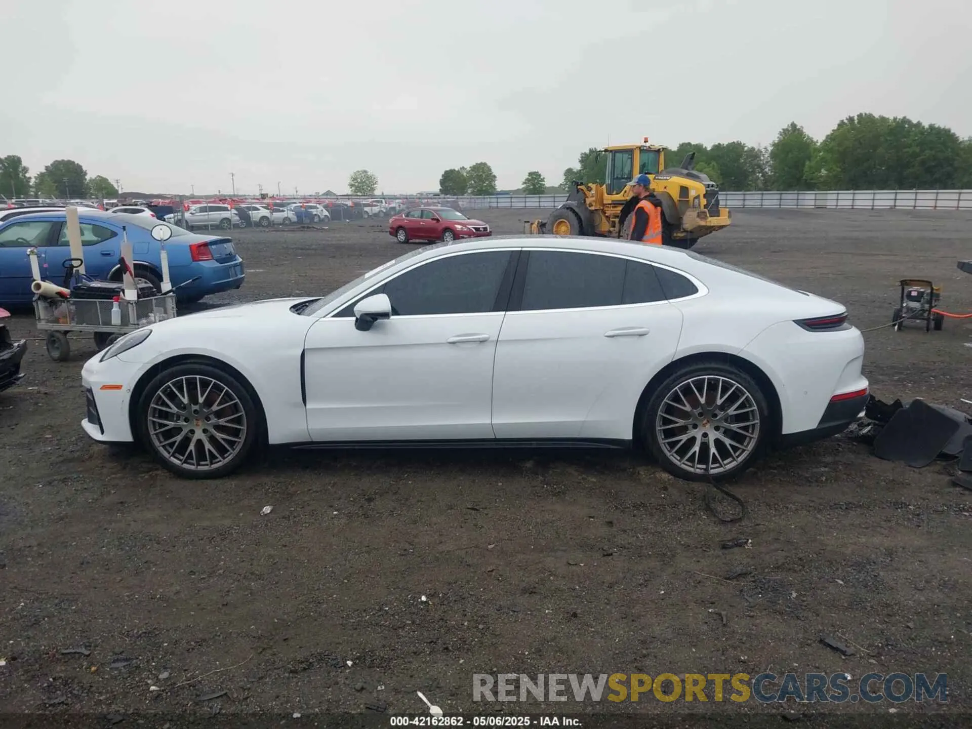 14 Photograph of a damaged car WP0AA2YA8SL000257 PORSCHE PANAMERA 2025
